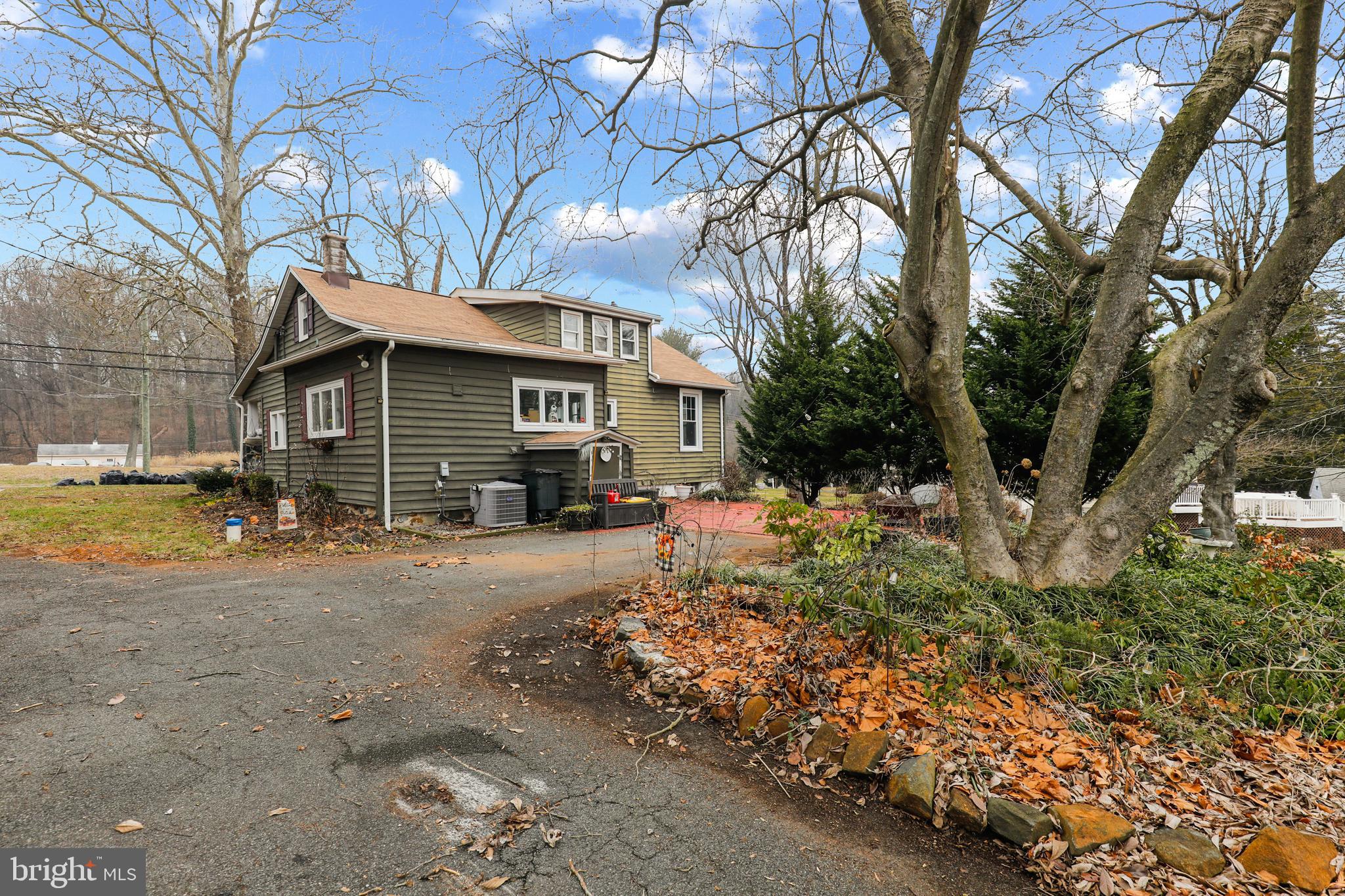 KINGSVILLE - Residential