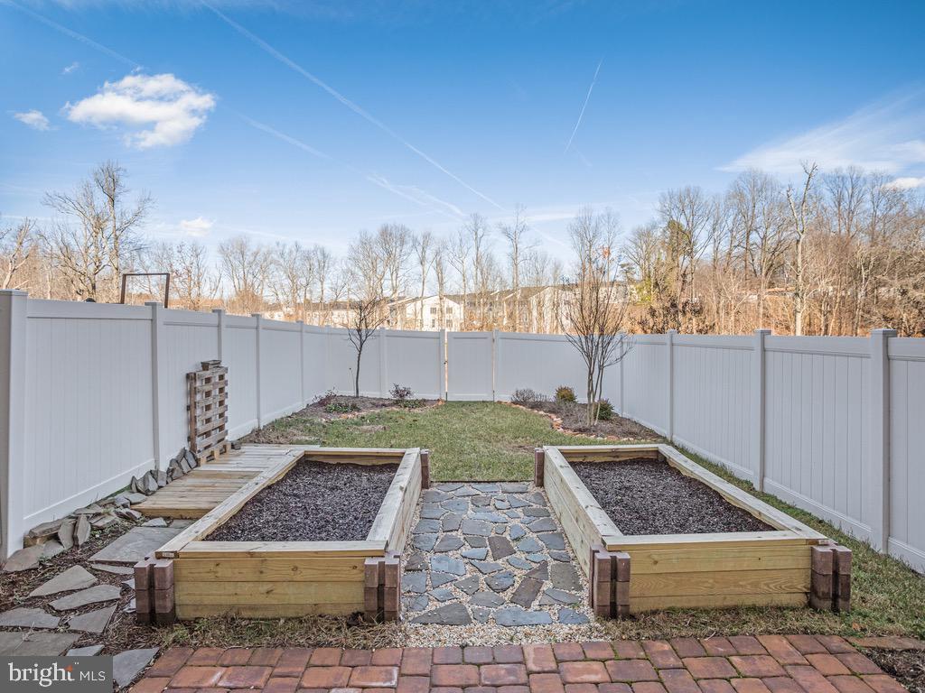 SUMMERFIELD - Residential