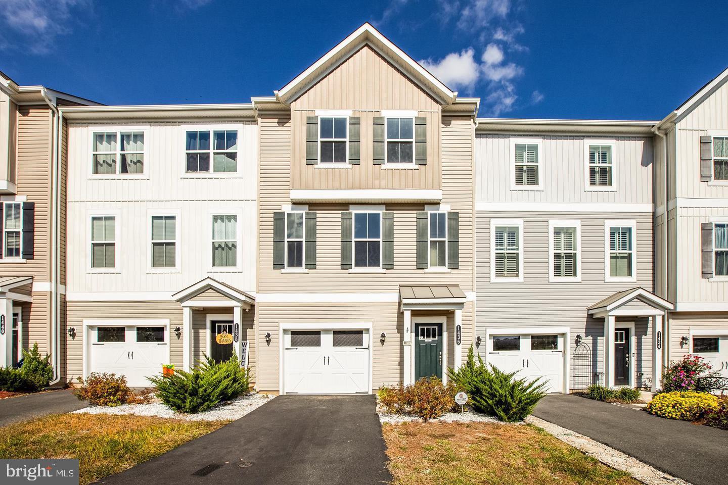 SUMMERFIELD - Residential