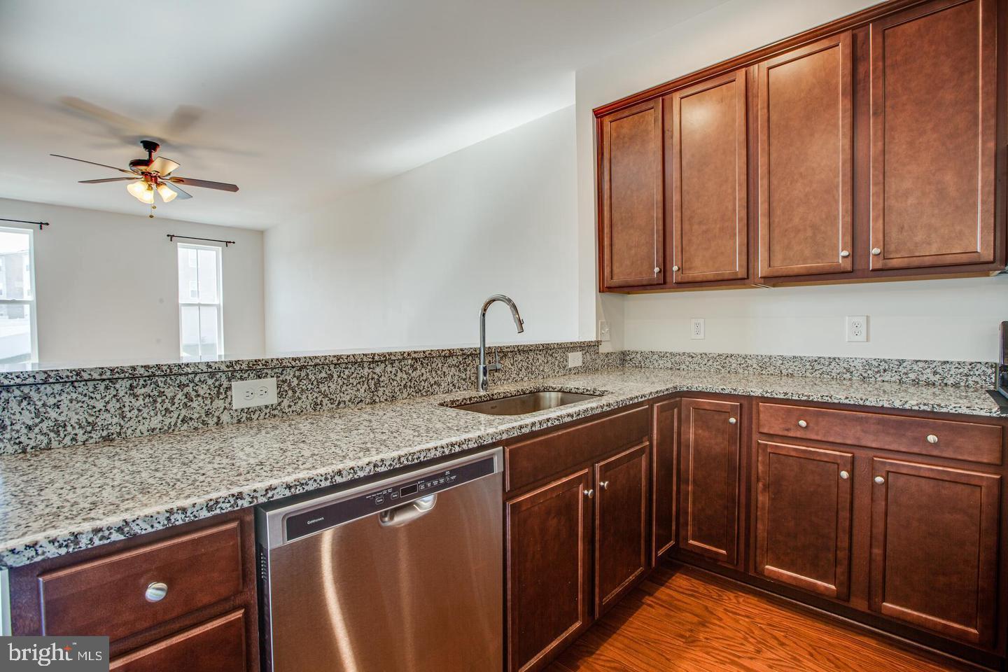 SUMMERFIELD - Residential