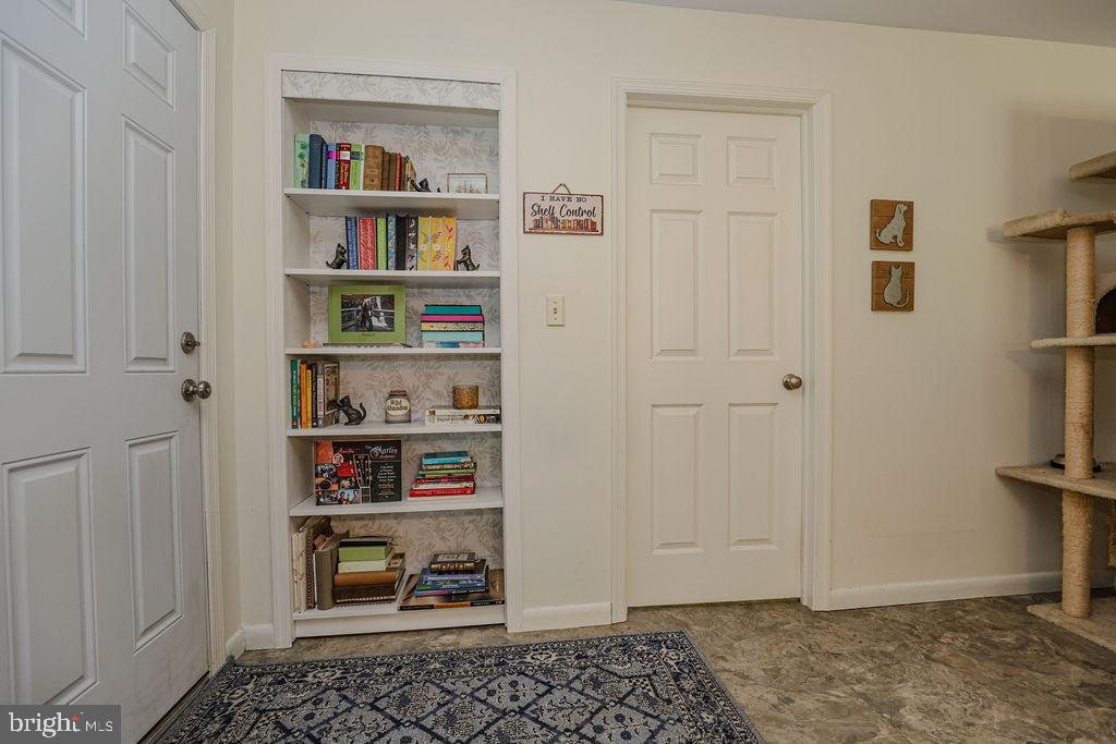 GREEN LANE FARMS - Residential