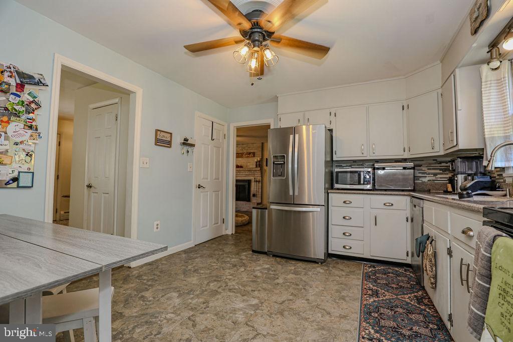 GREEN LANE FARMS - Residential