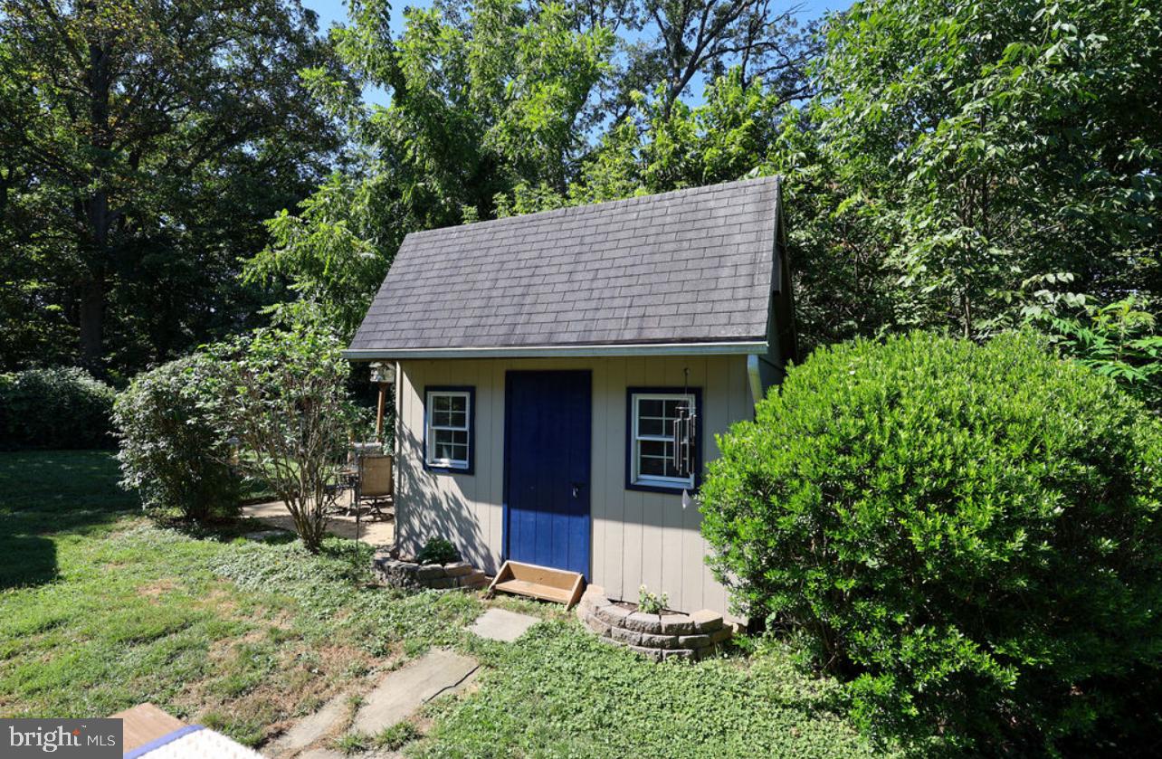 GREEN LANE FARMS - Residential