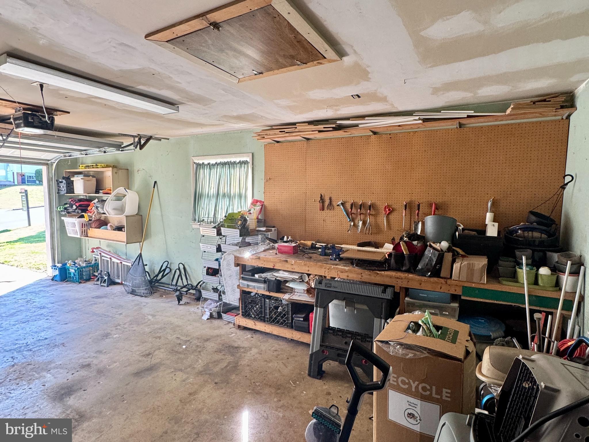 GREEN LANE FARMS - Residential