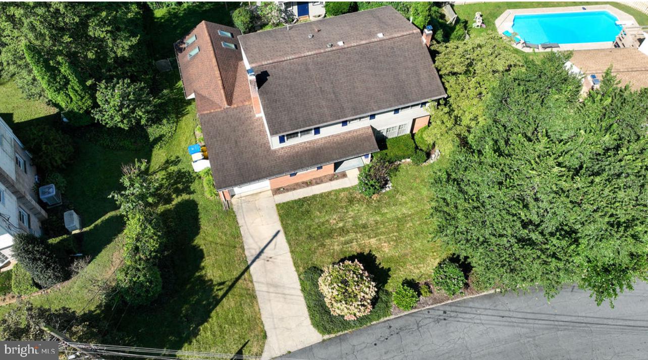 GREEN LANE FARMS - Residential