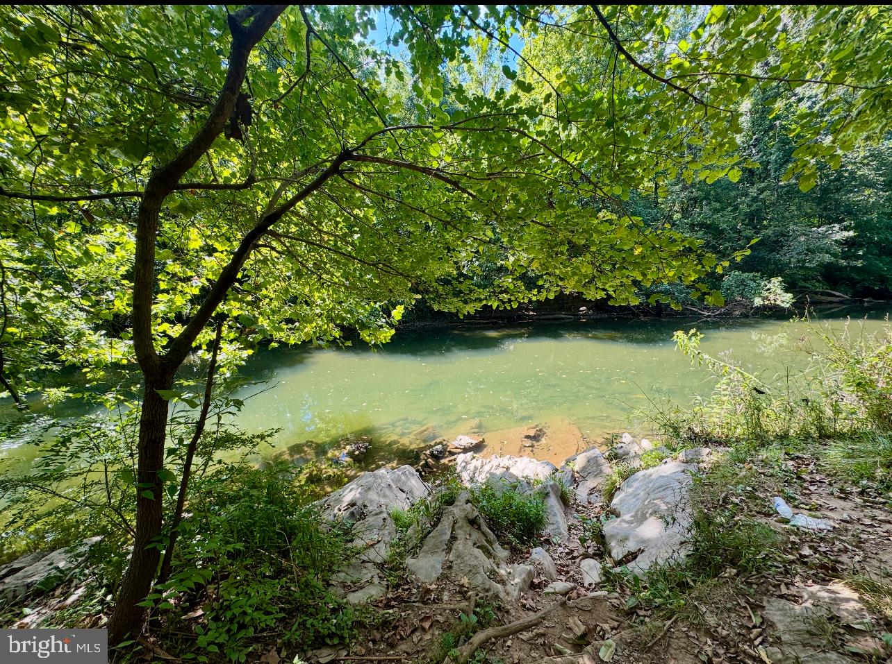 GREEN LANE FARMS - Residential