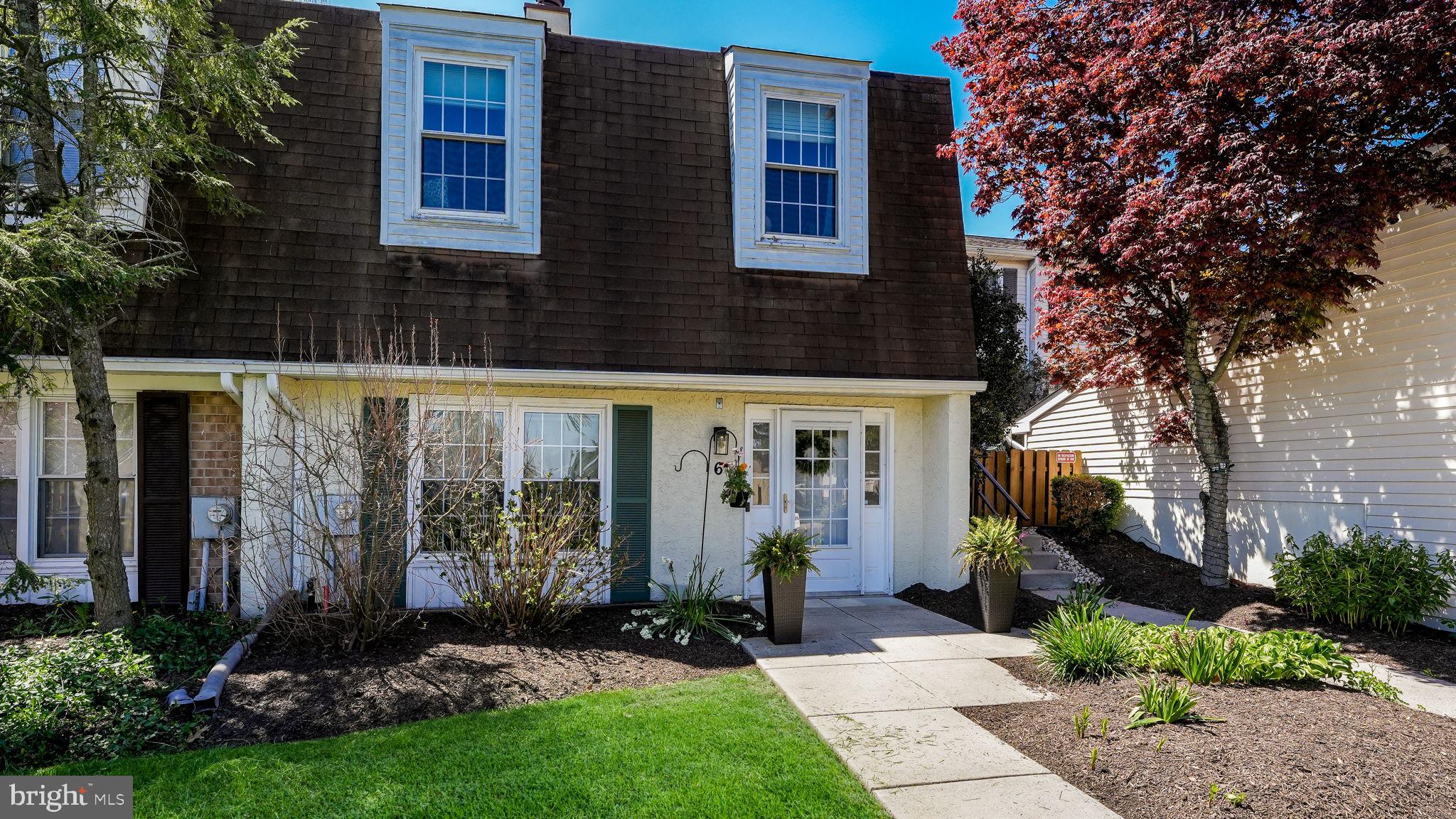 THE HIGHLANDS - Residential