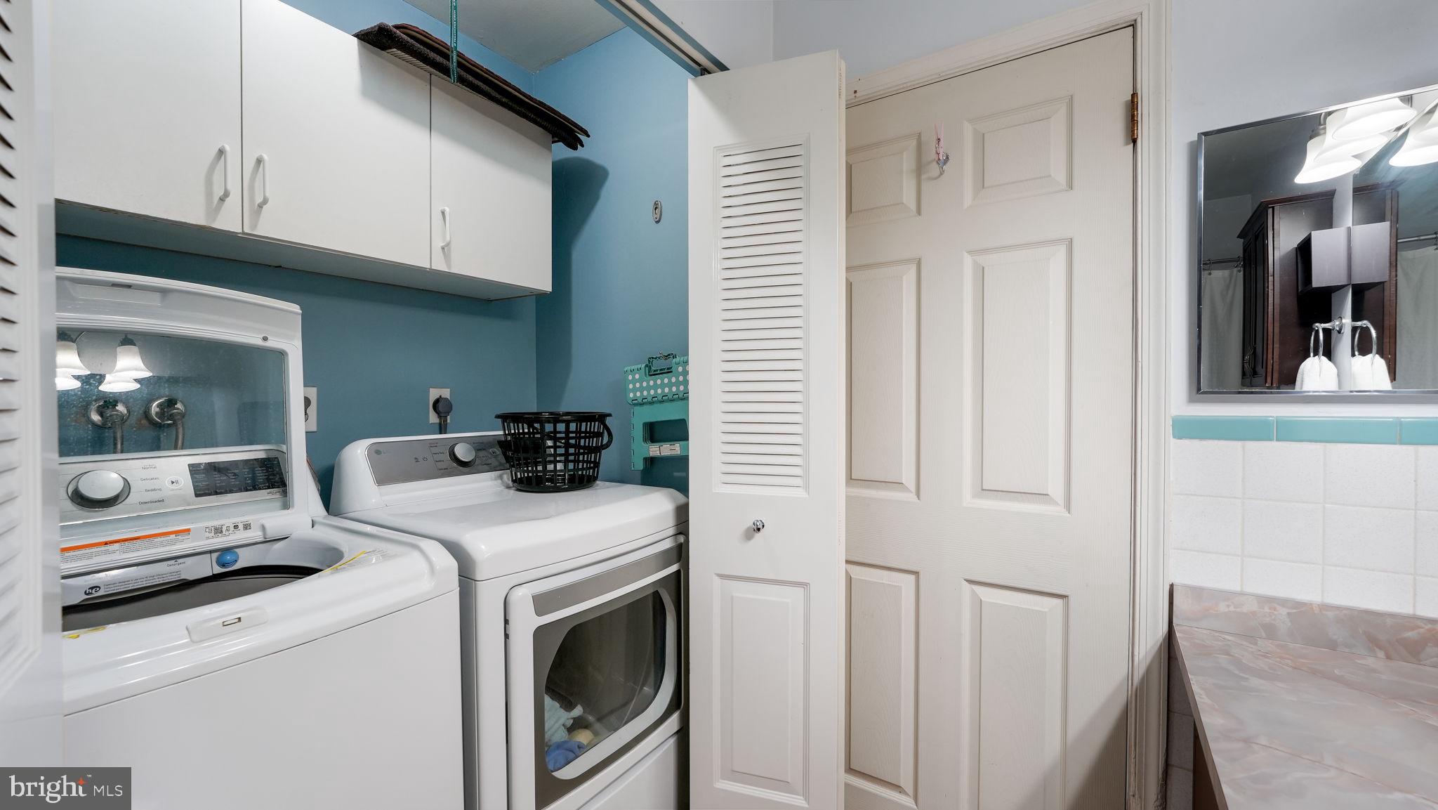 THE HIGHLANDS - Residential