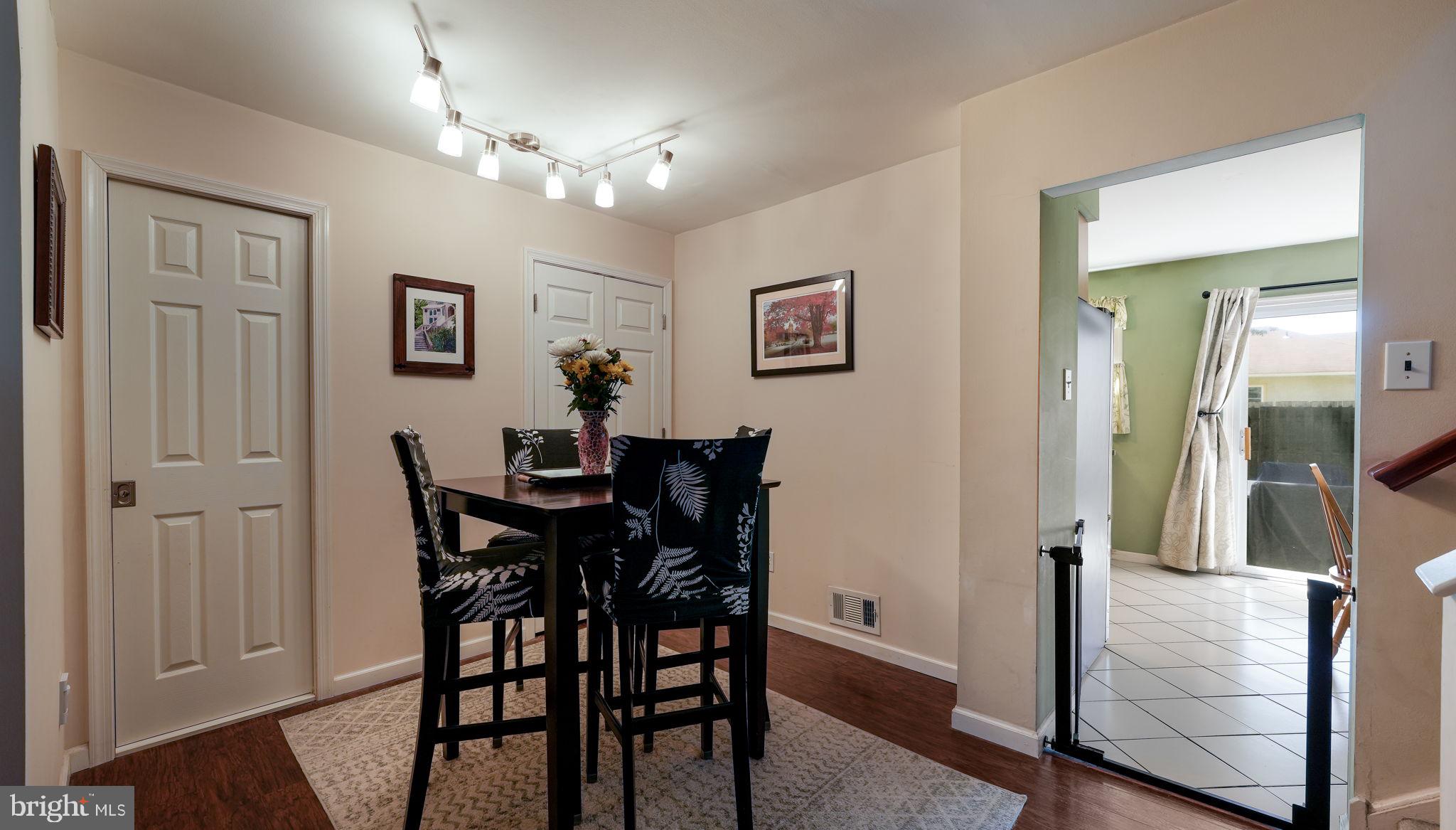 THE HIGHLANDS - Residential