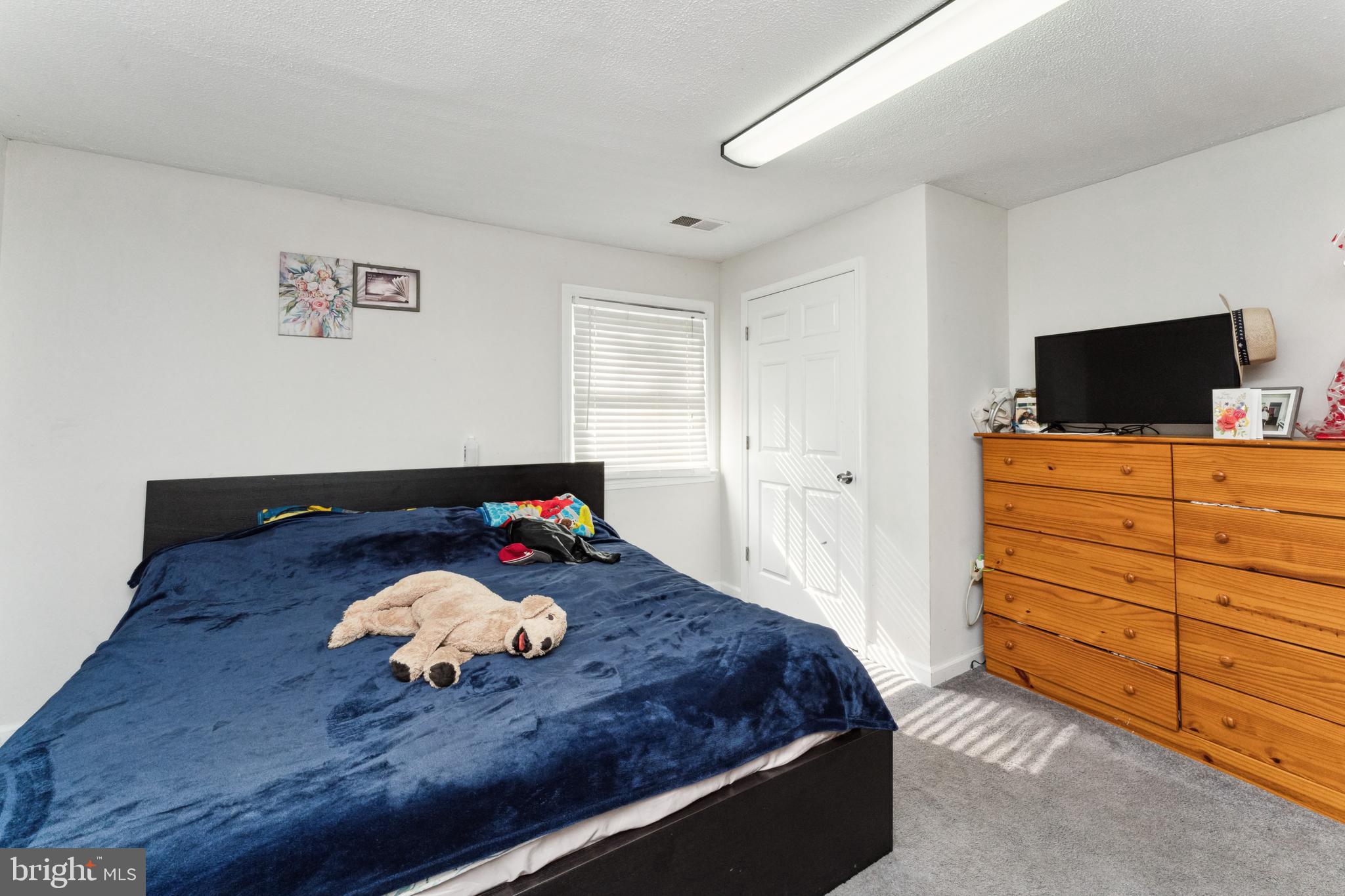 COOL SPRING - Residential