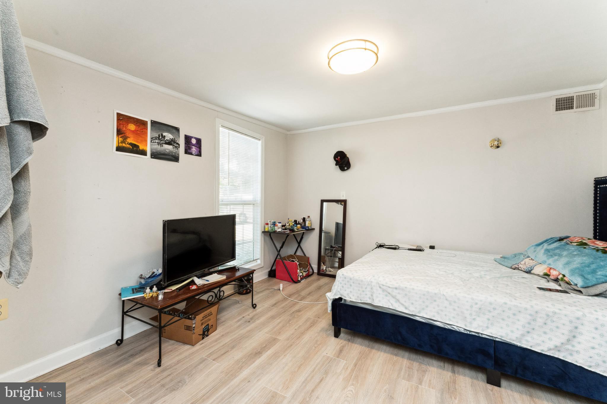 COOL SPRING - Residential