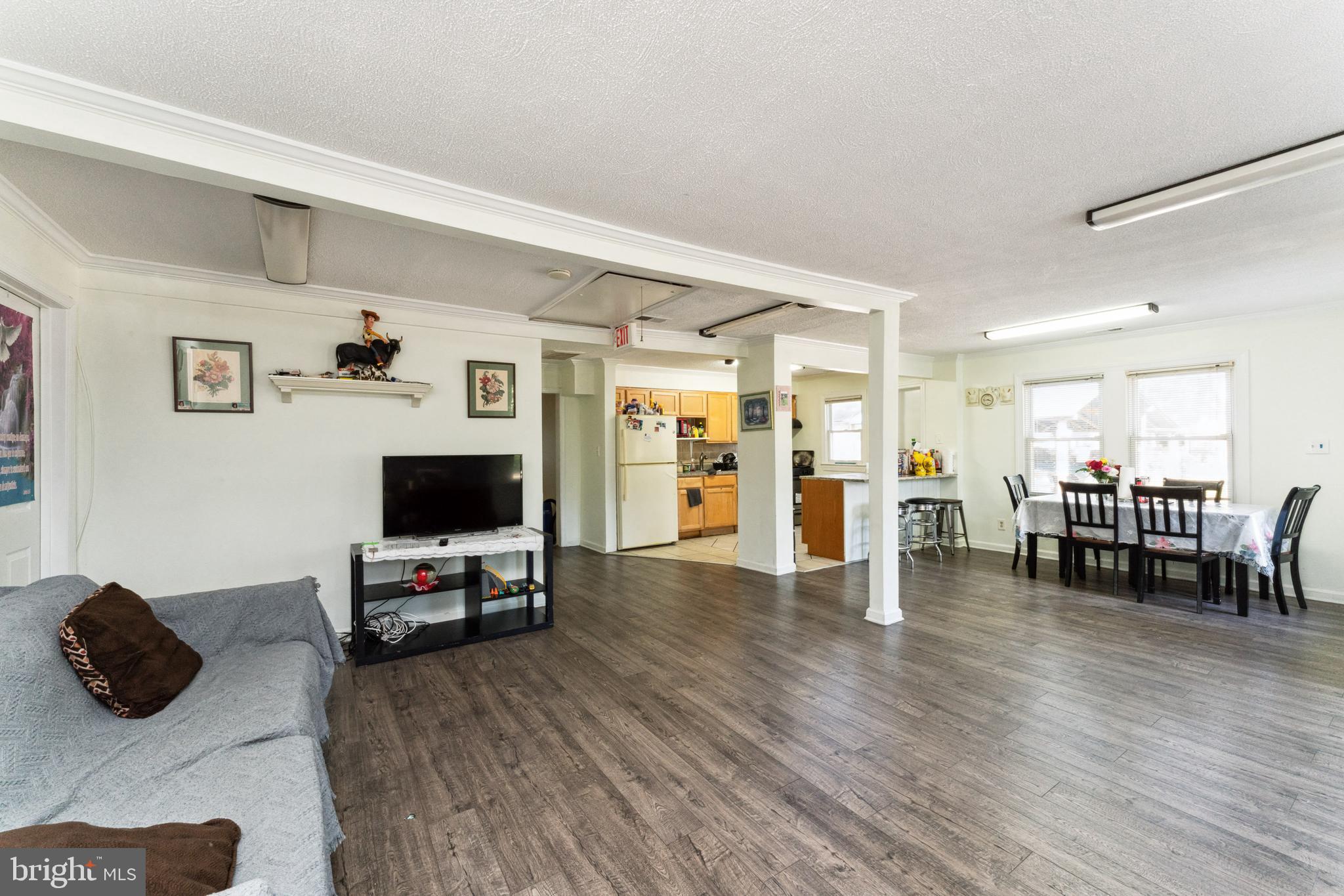 COOL SPRING - Residential