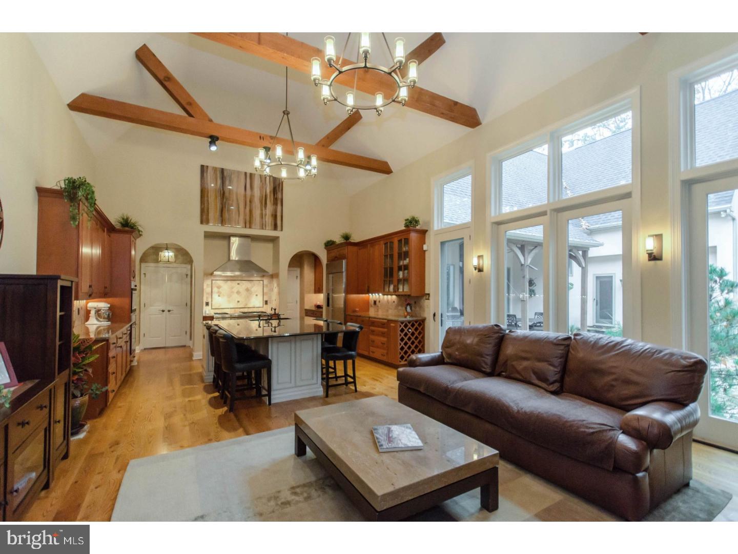 SADDLE RIDGE - Residential