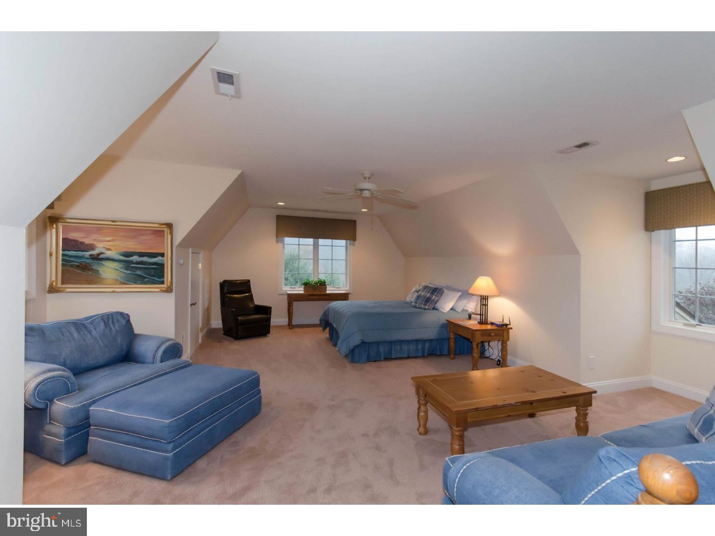 SADDLE RIDGE - Residential