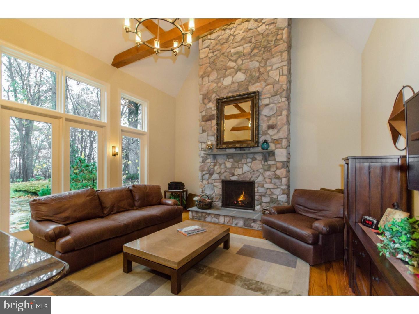 SADDLE RIDGE - Residential