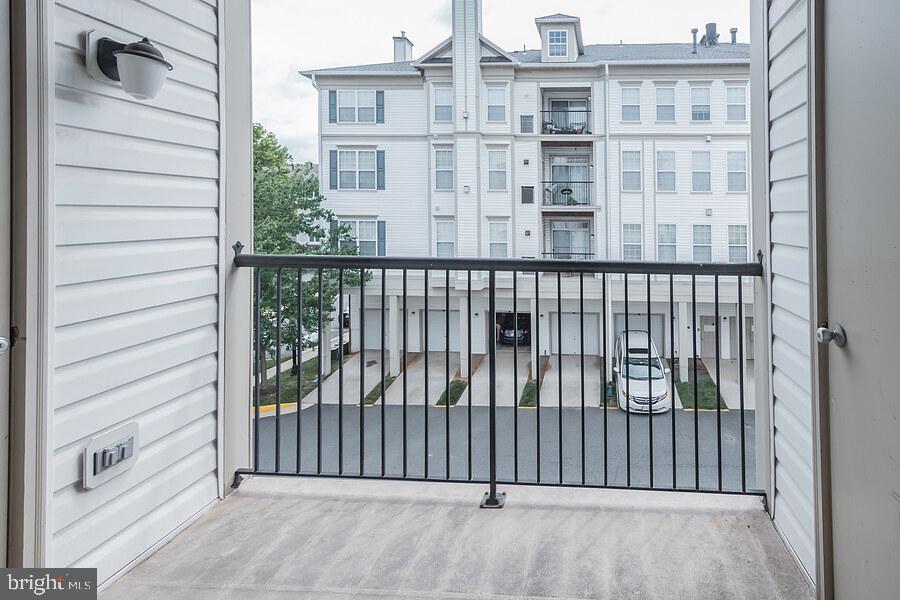 COURTS AT WESCOTT RIDGE - Residential