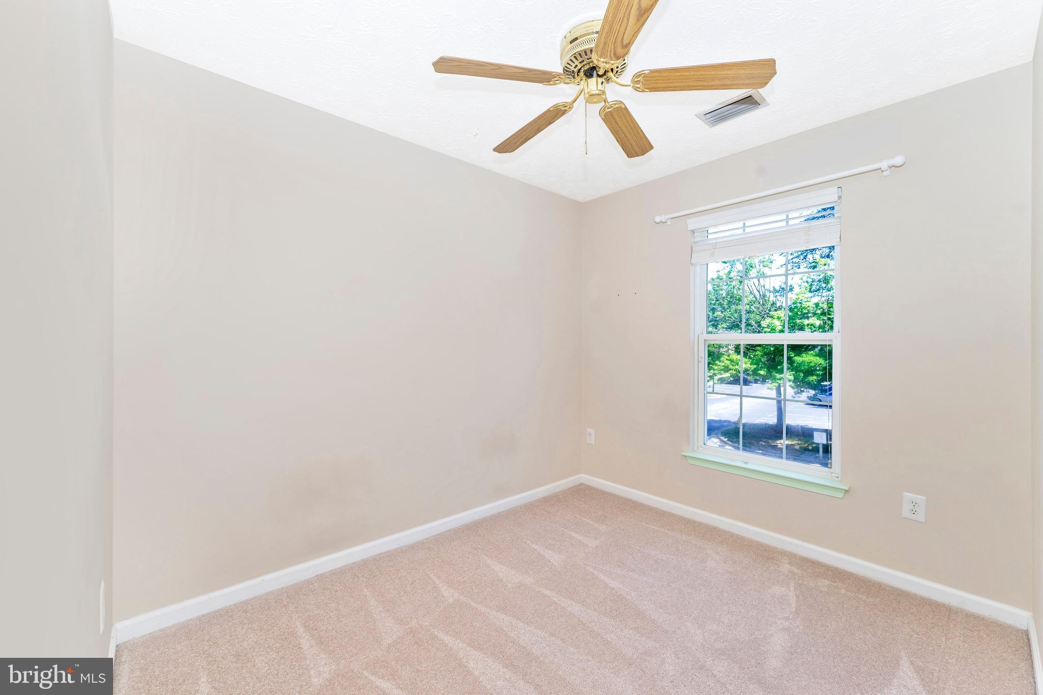 PINEY ORCHARD - Residential