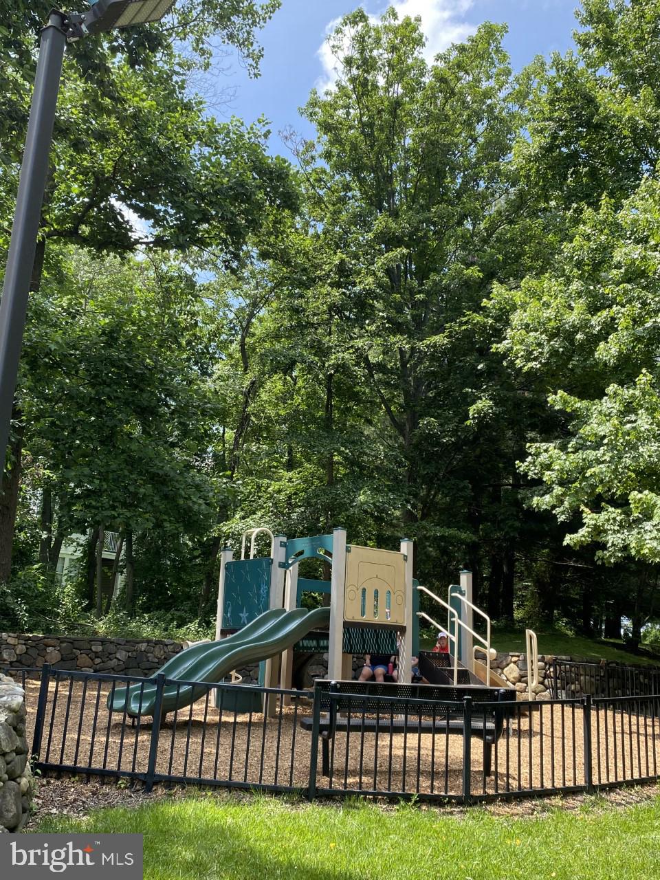 PINEY ORCHARD - Residential