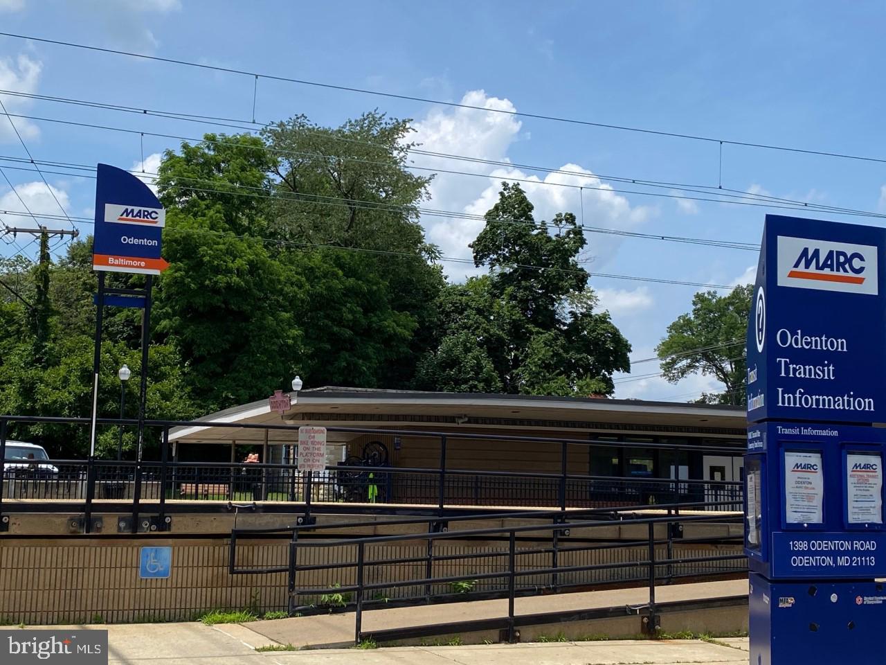 PINEY ORCHARD - Residential