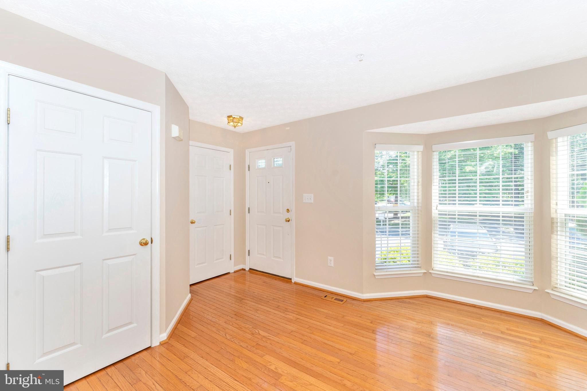 PINEY ORCHARD - Residential