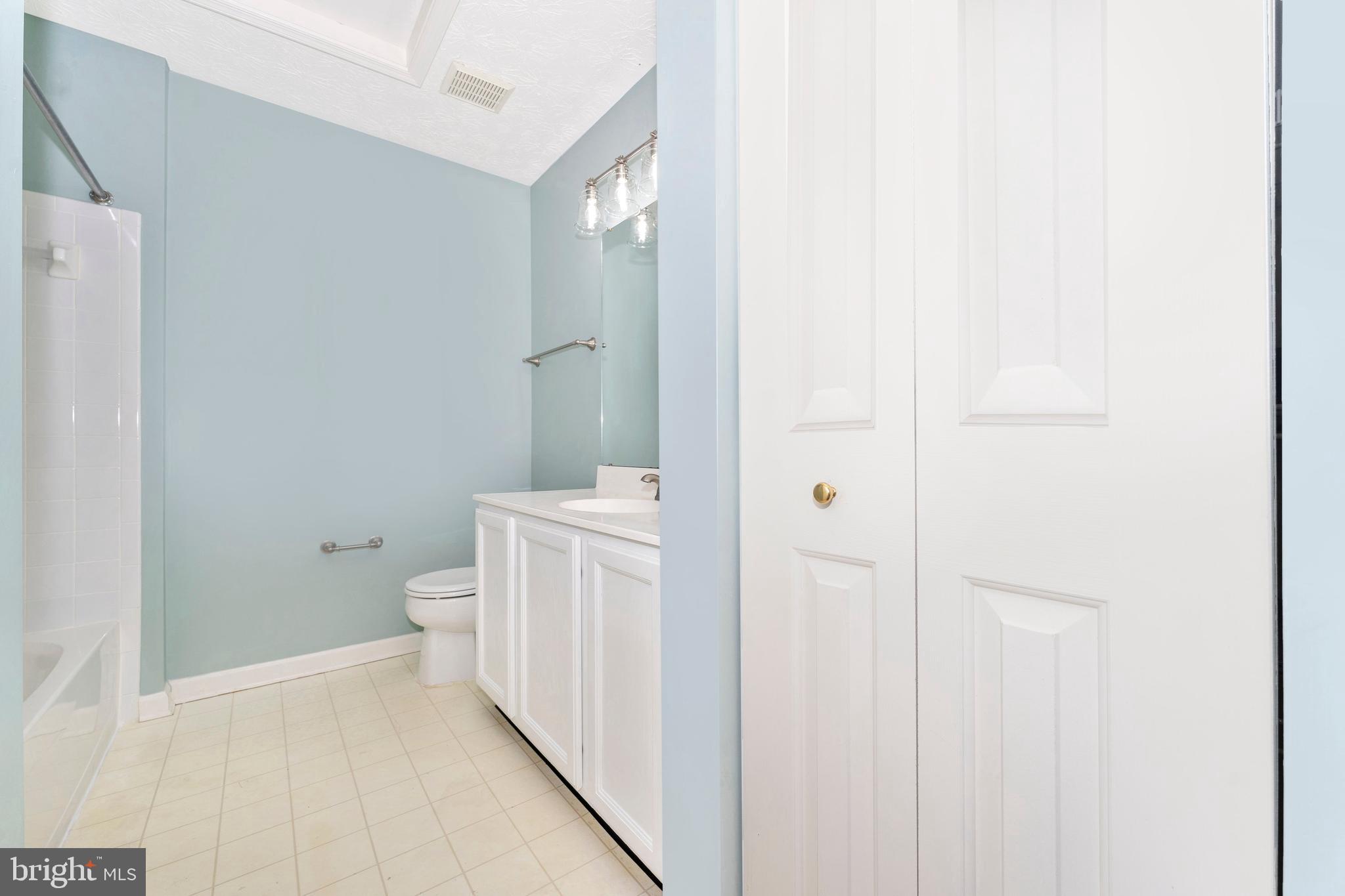 PINEY ORCHARD - Residential