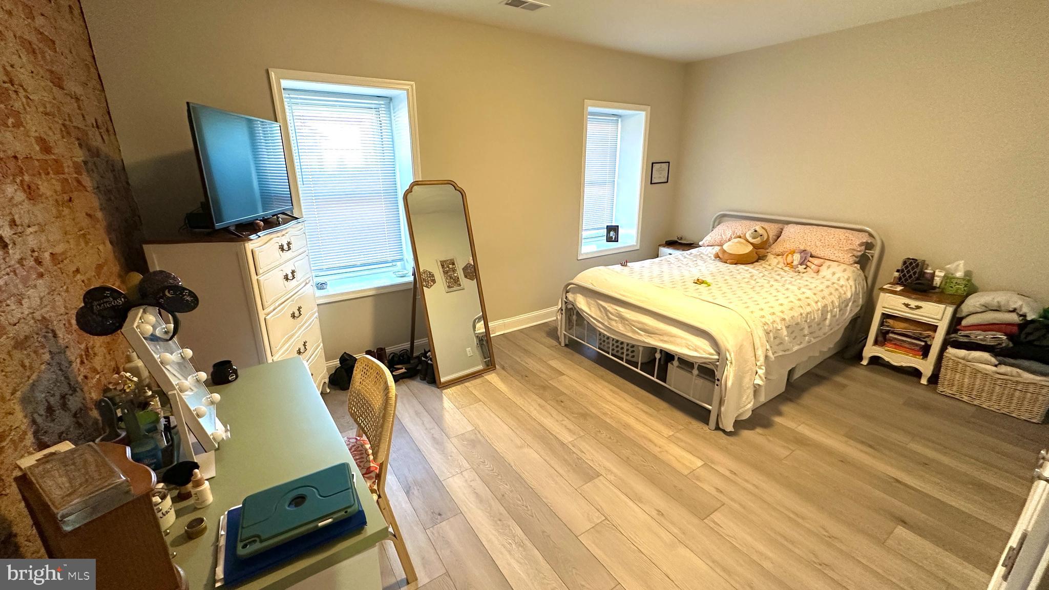 MANAYUNK - Residential Lease