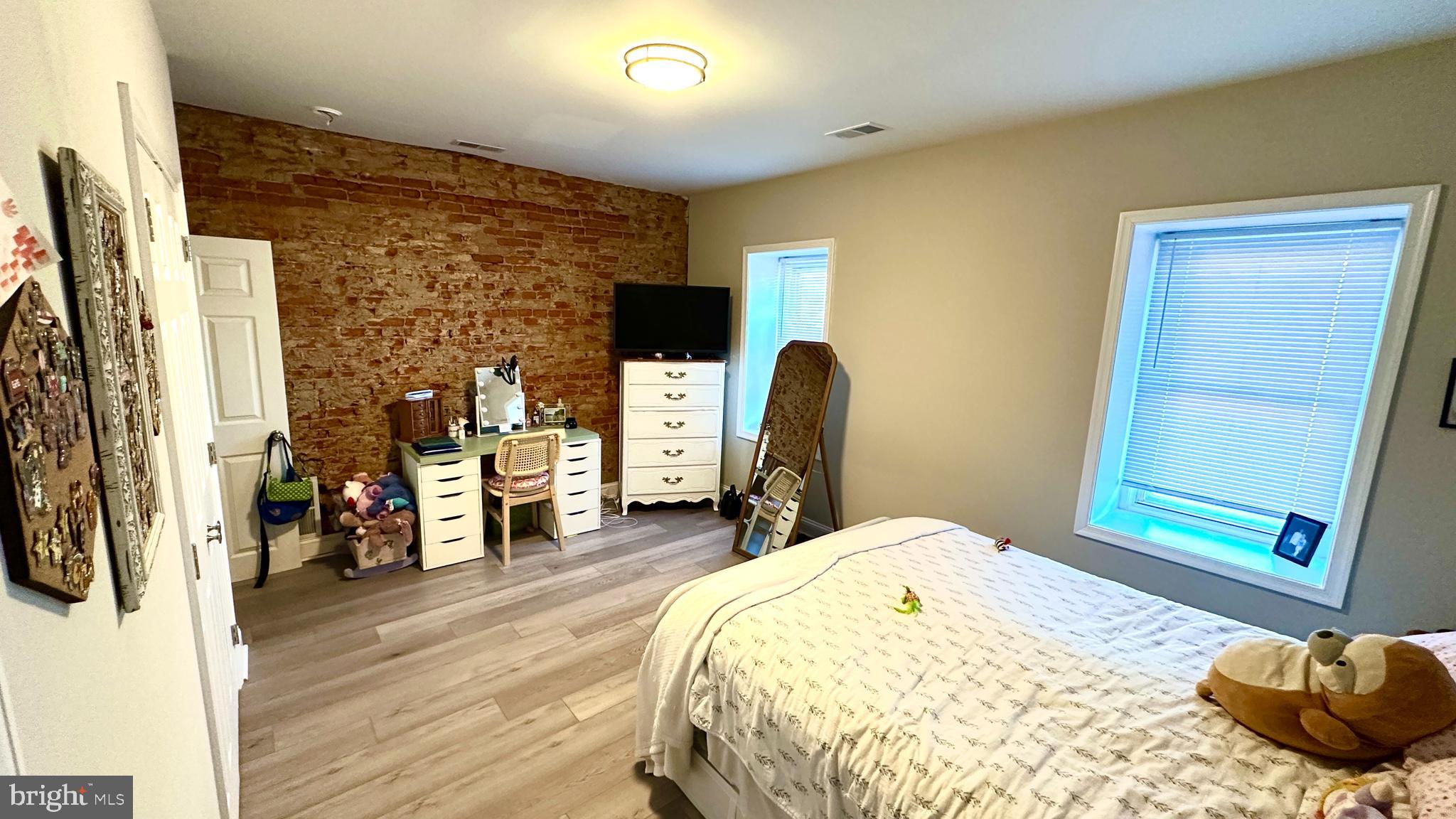 MANAYUNK - Residential Lease