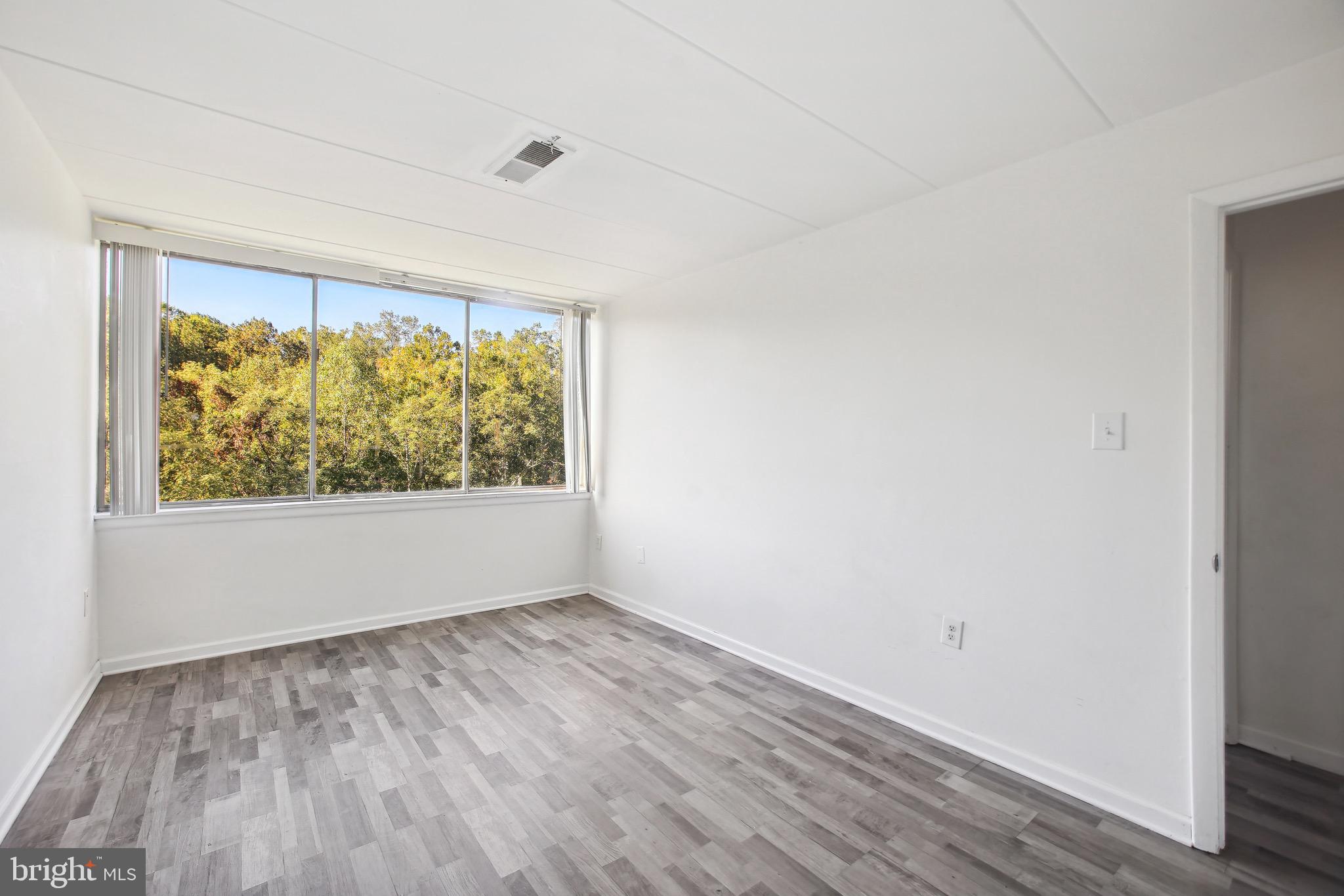 PRESIDENTIAL PARK - Residential