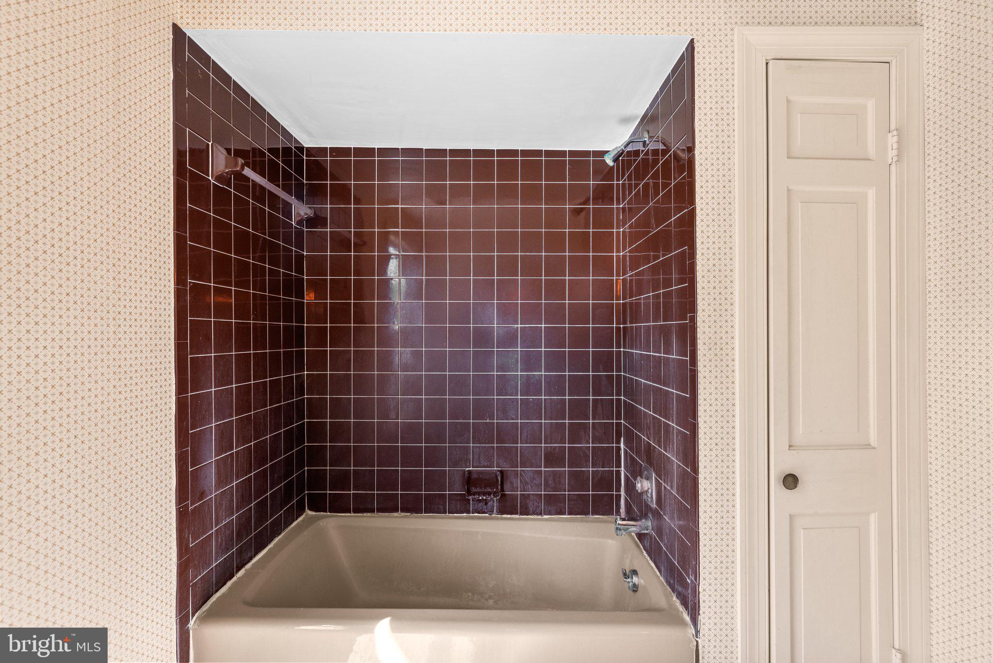 RIVERS EDGE - Residential