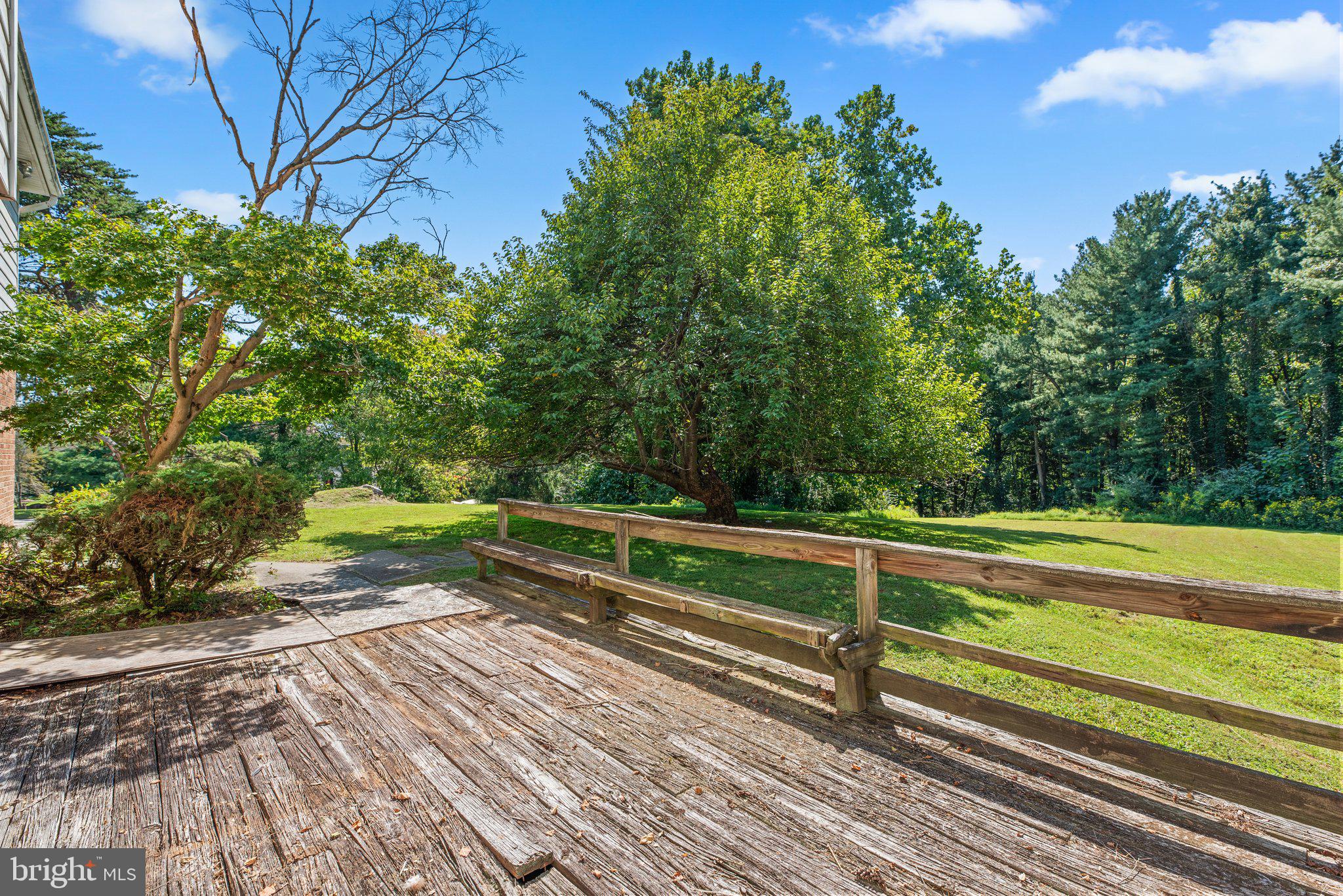 RIVERS EDGE - Residential