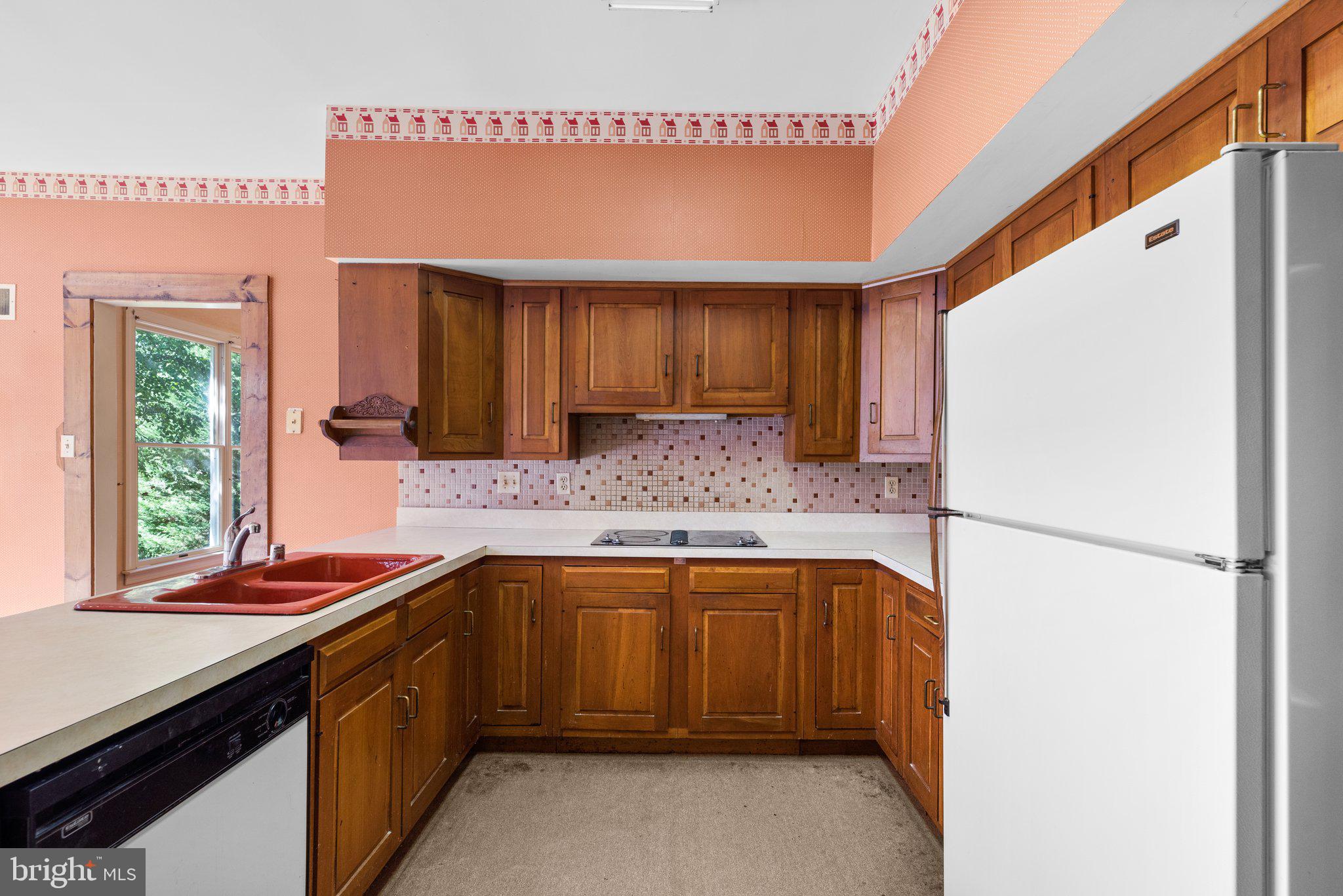 RIVERS EDGE - Residential