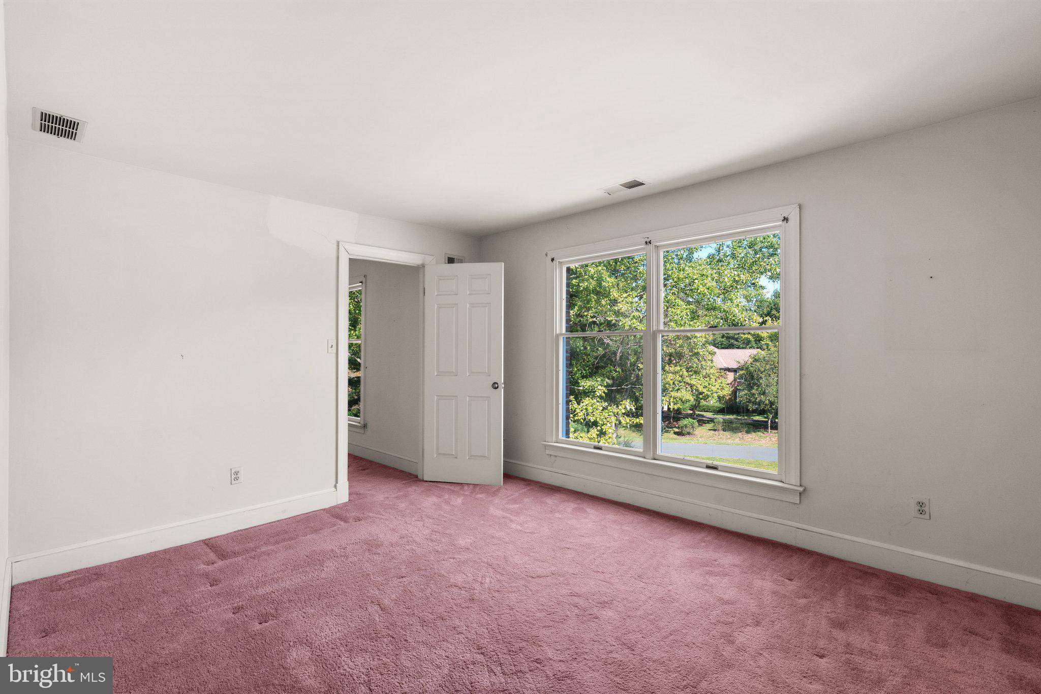 RIVERS EDGE - Residential