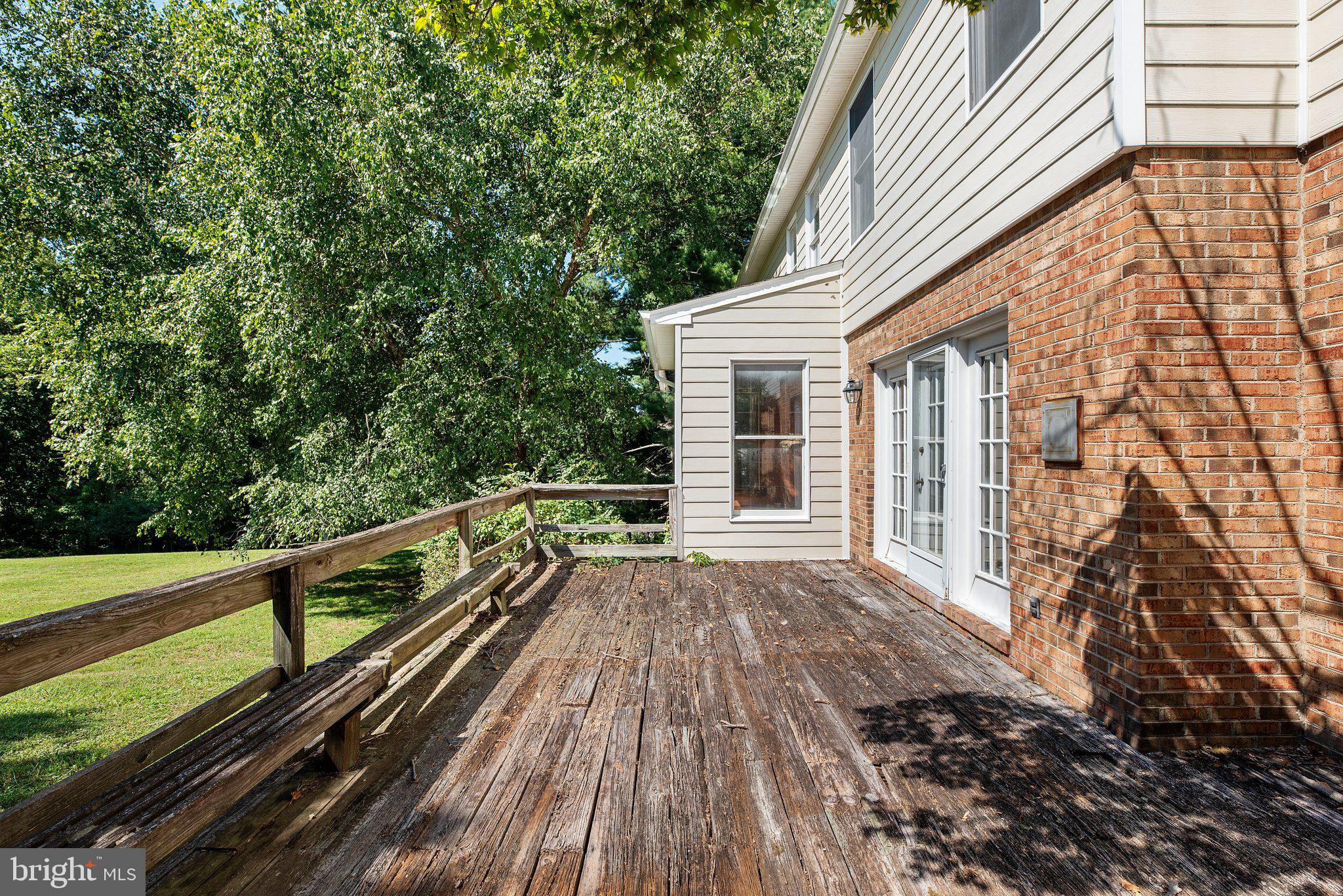 RIVERS EDGE - Residential