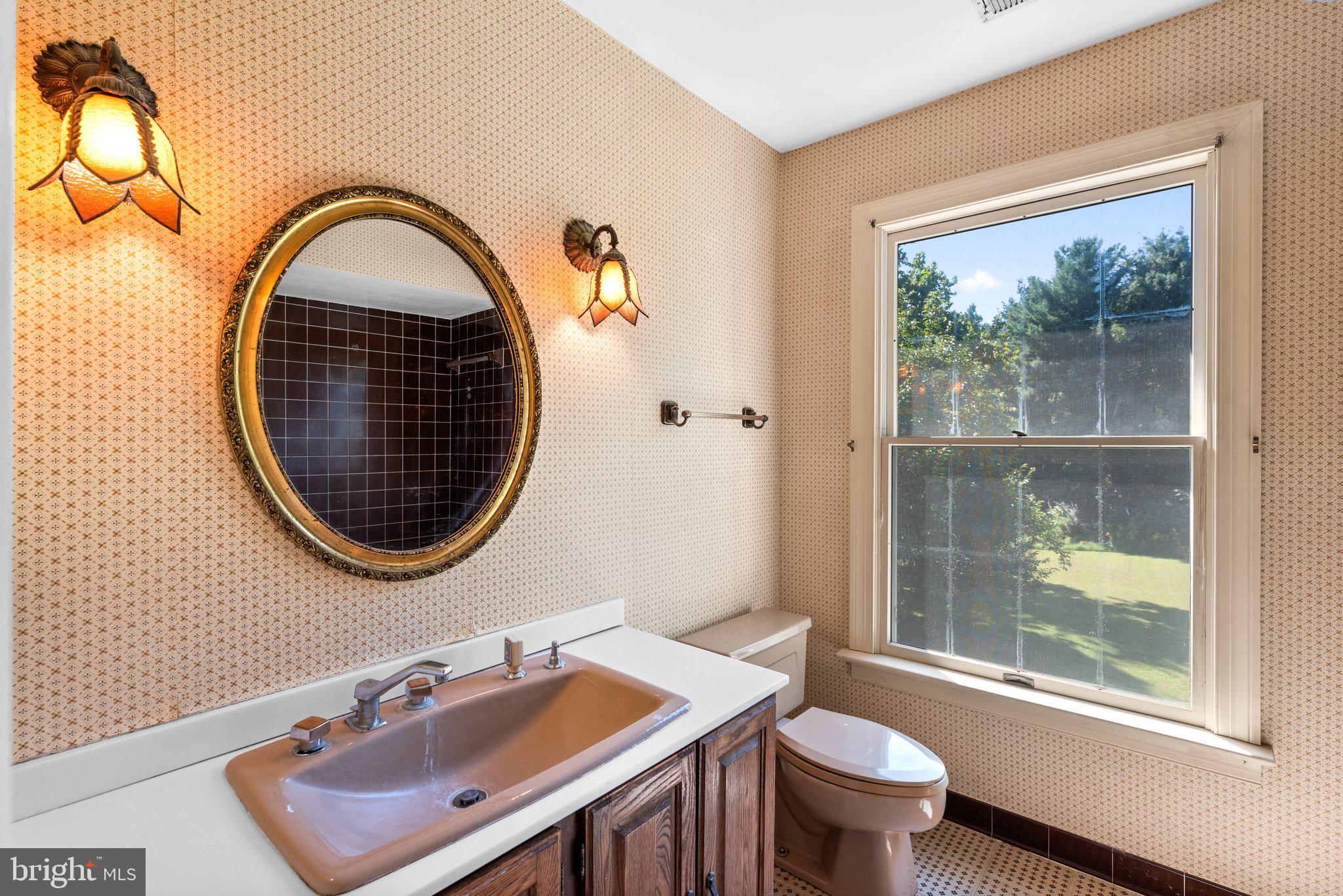 RIVERS EDGE - Residential