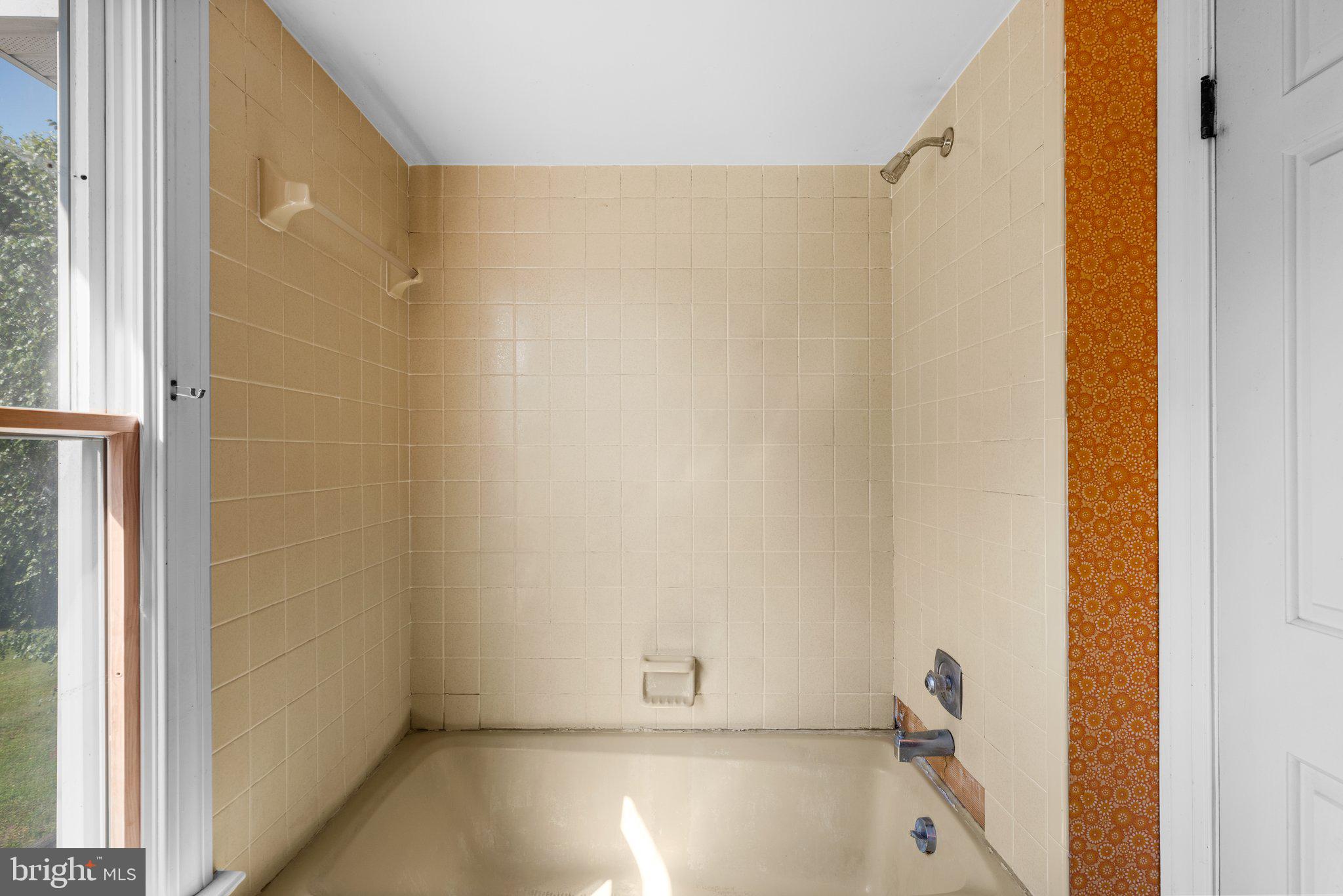 RIVERS EDGE - Residential