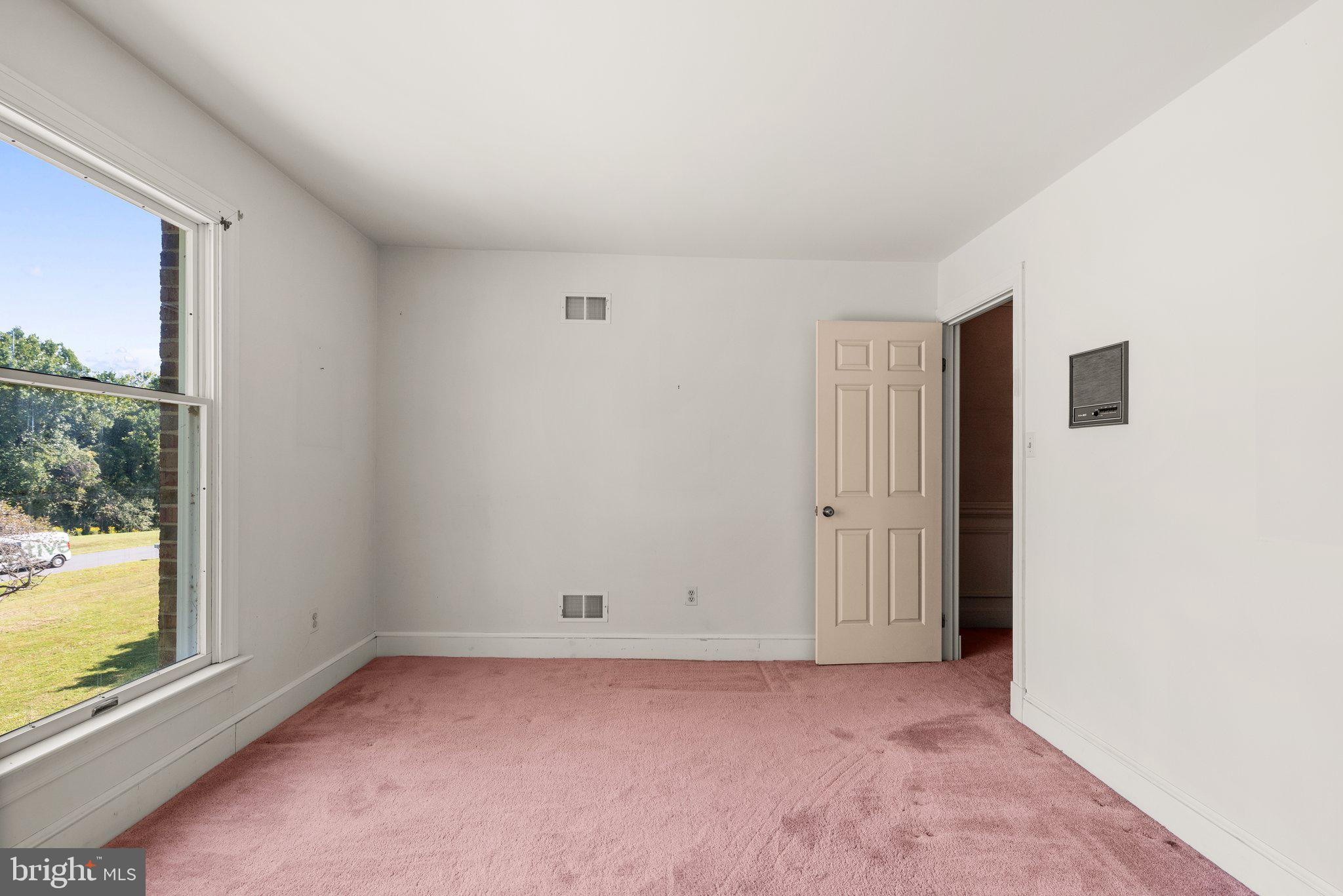 RIVERS EDGE - Residential