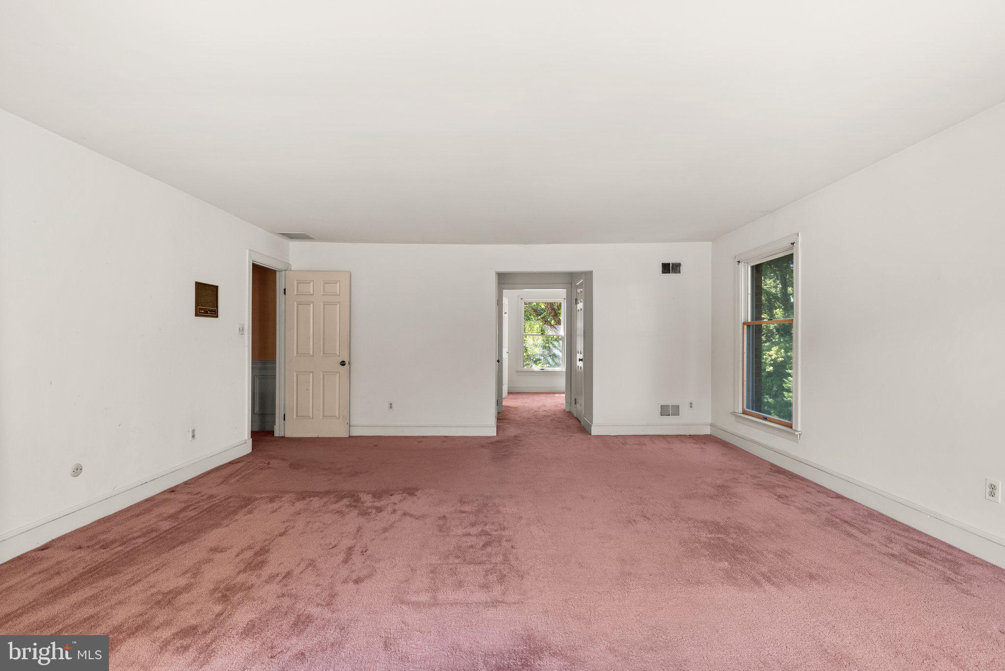 RIVERS EDGE - Residential