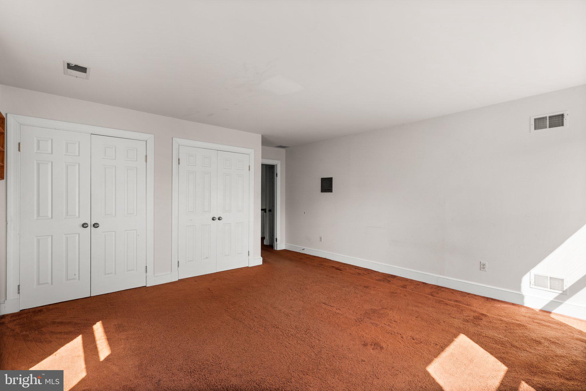 RIVERS EDGE - Residential