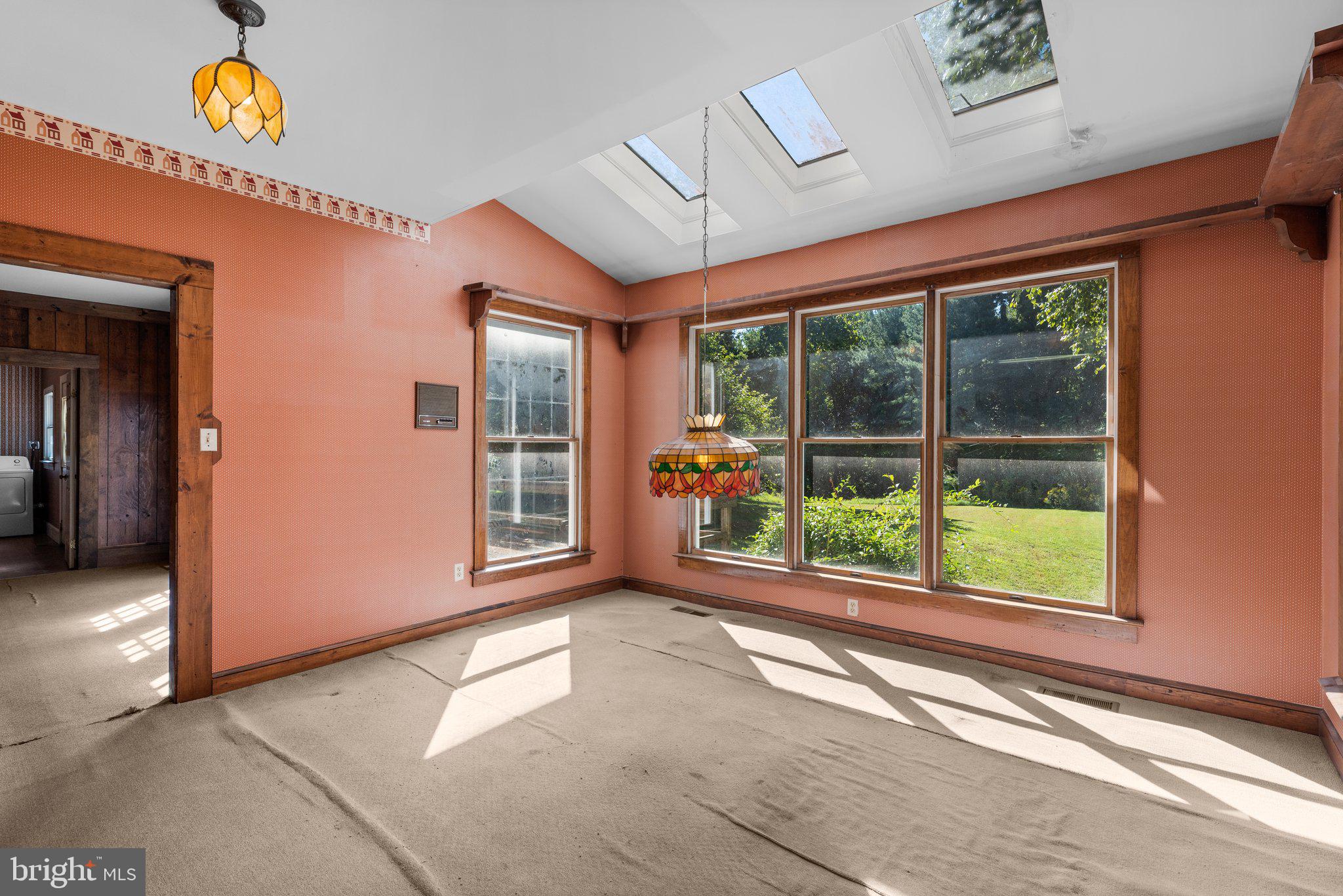 RIVERS EDGE - Residential