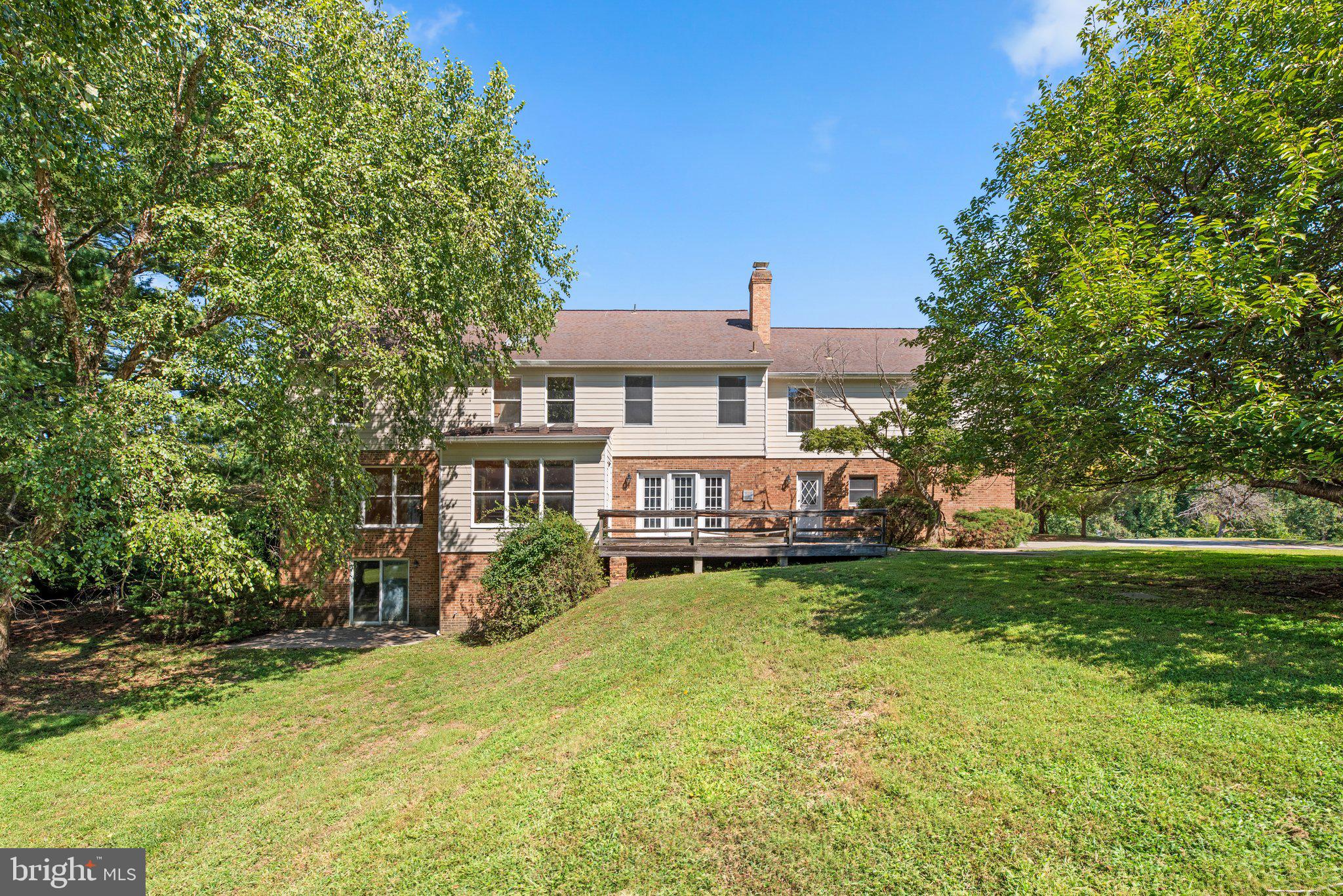 RIVERS EDGE - Residential