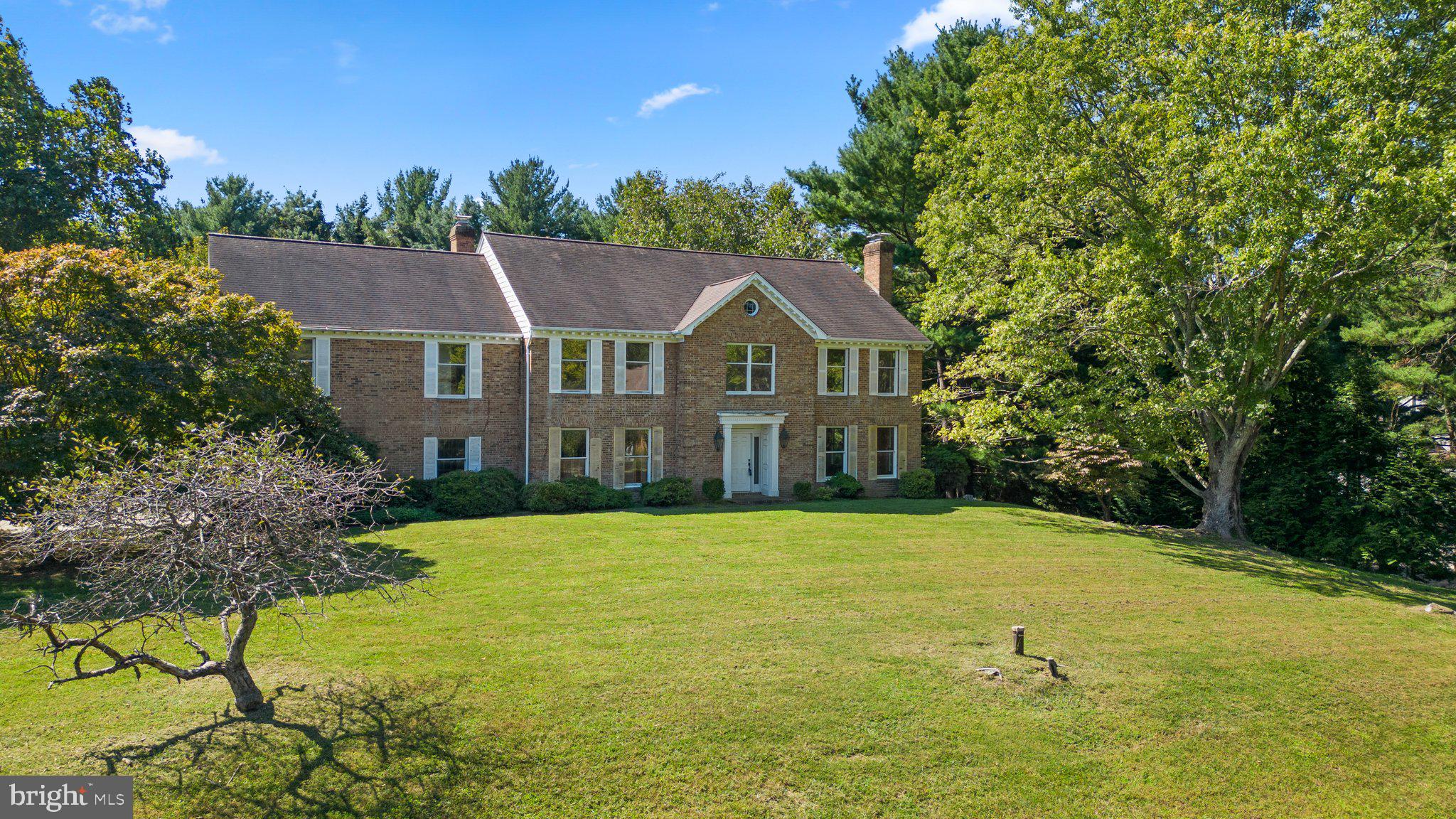 RIVERS EDGE - Residential