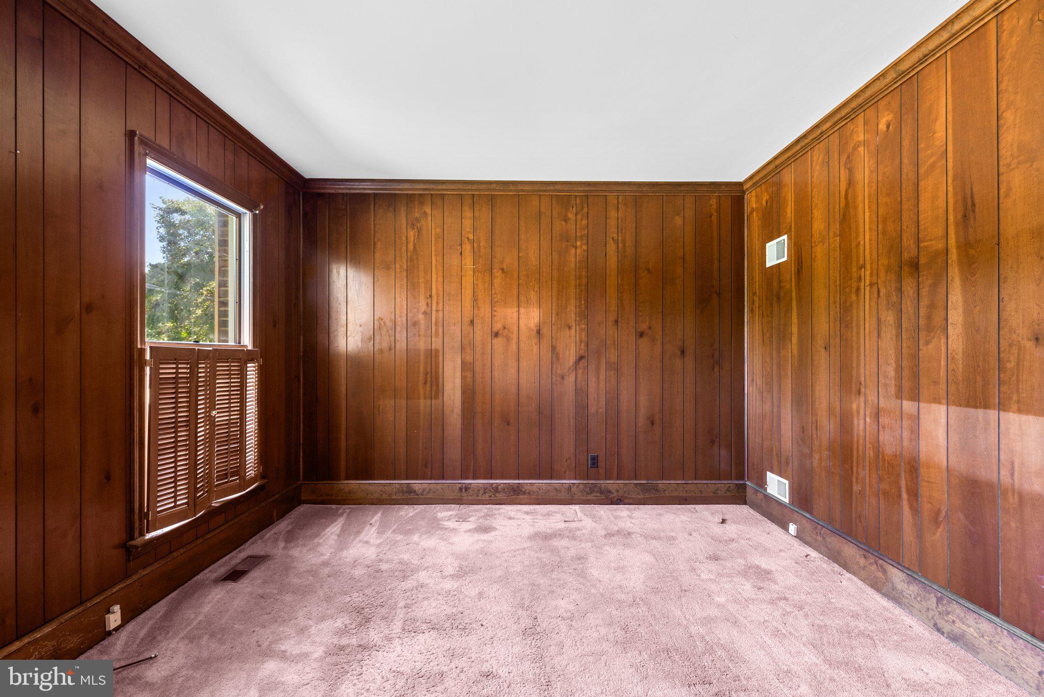 RIVERS EDGE - Residential