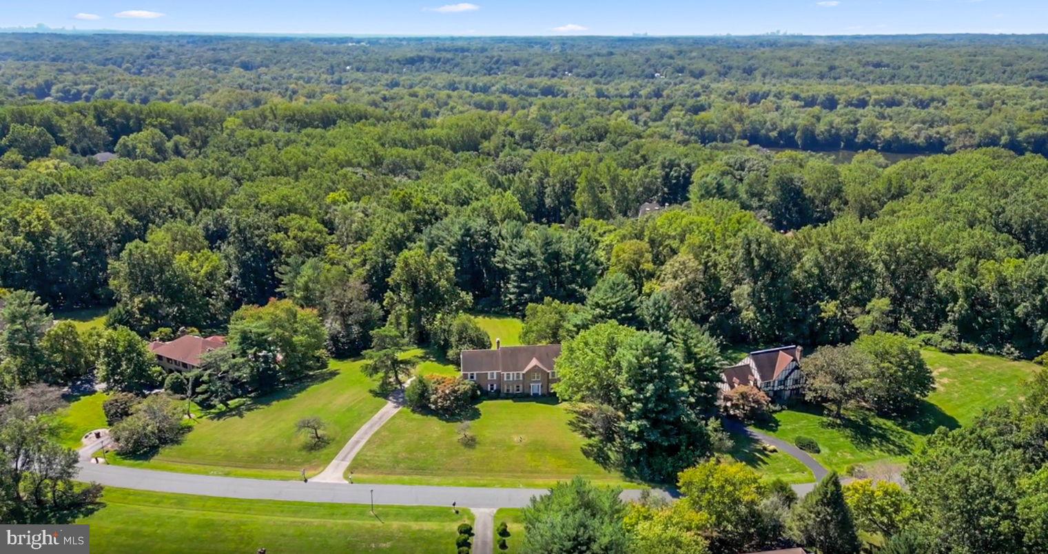 RIVERS EDGE - Residential