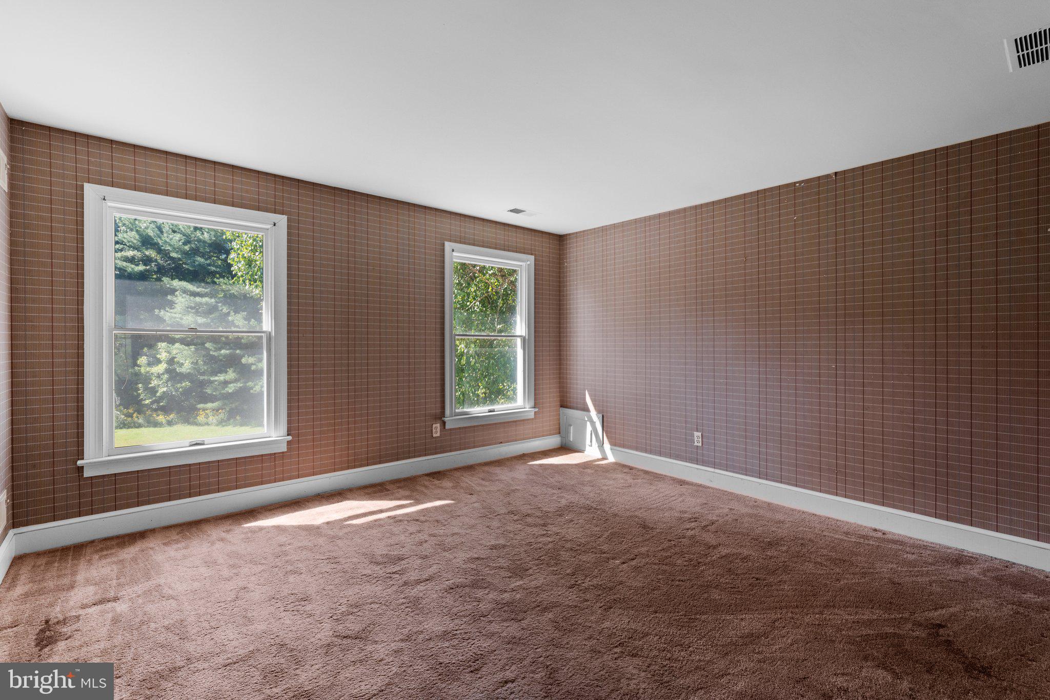 RIVERS EDGE - Residential