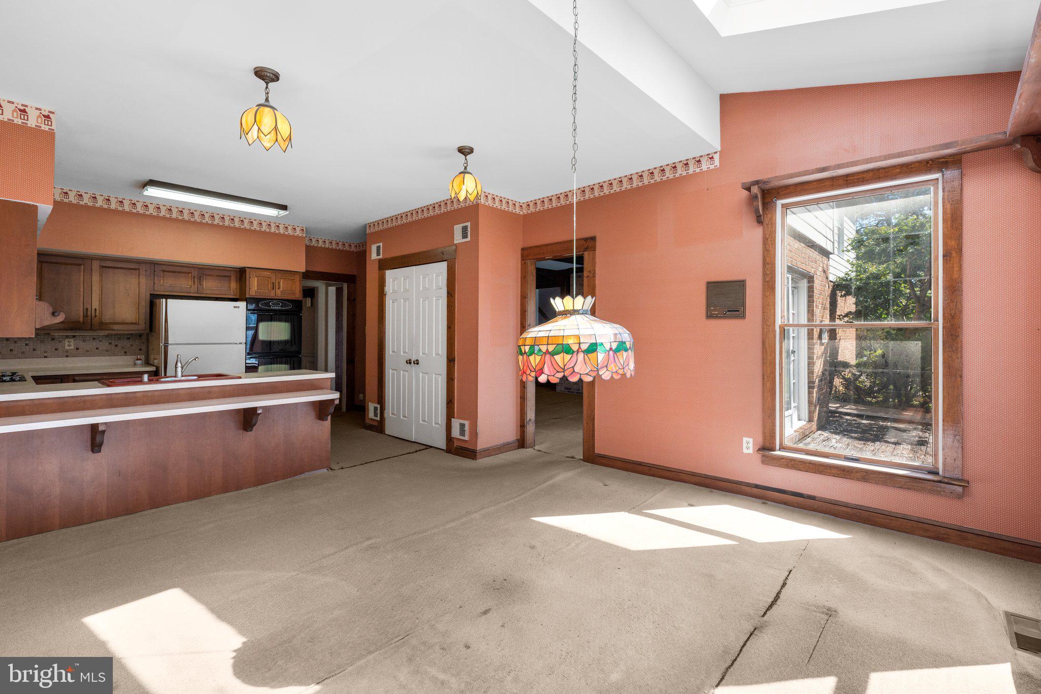 RIVERS EDGE - Residential