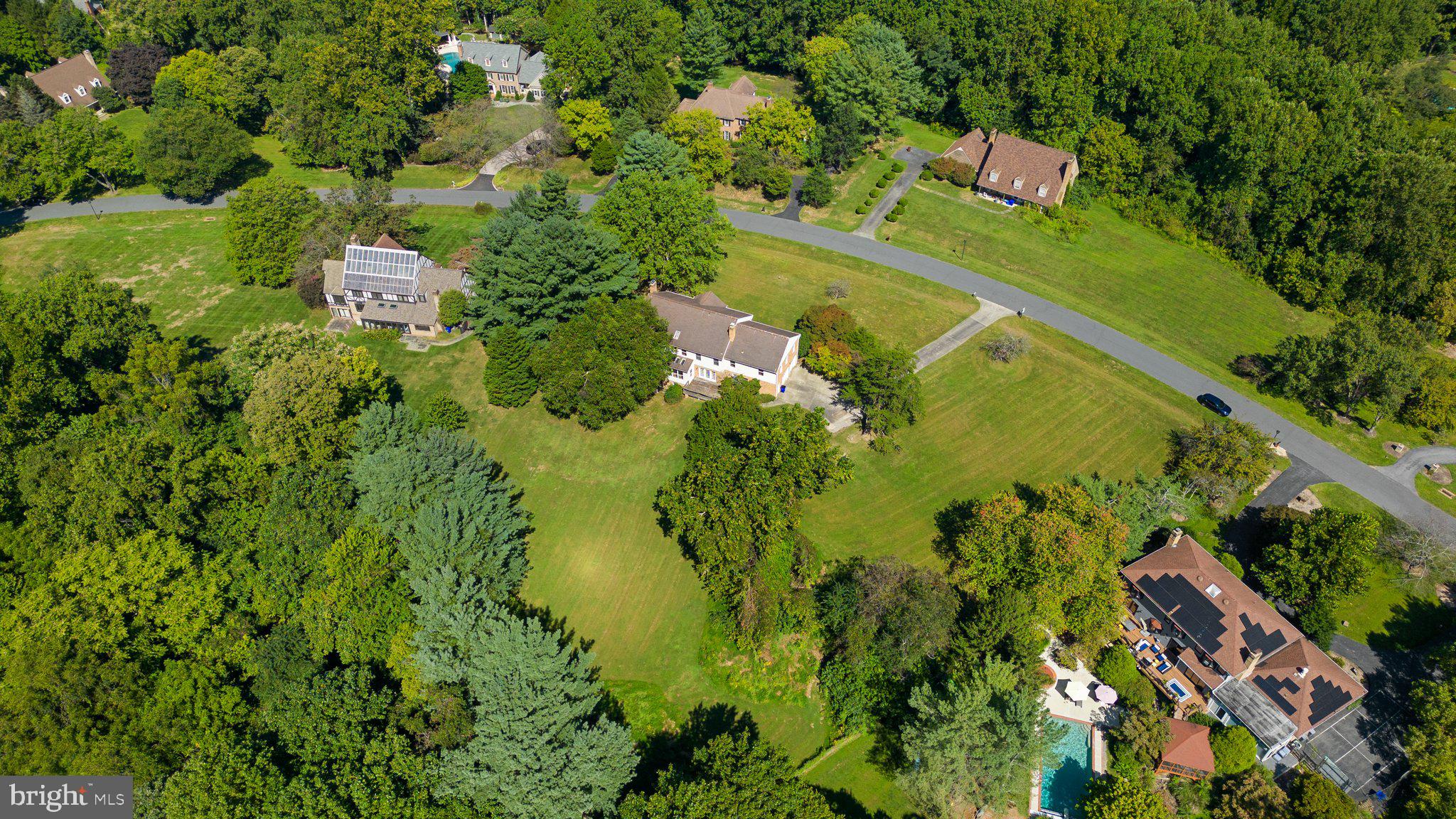 RIVERS EDGE - Residential