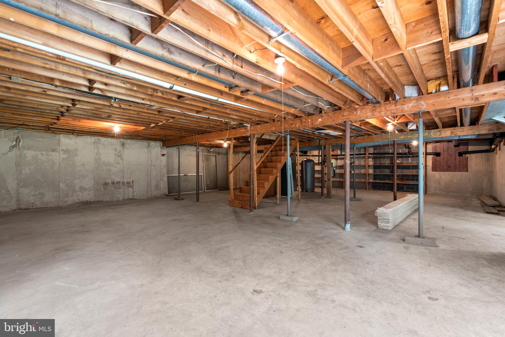 RIVERS EDGE - Residential