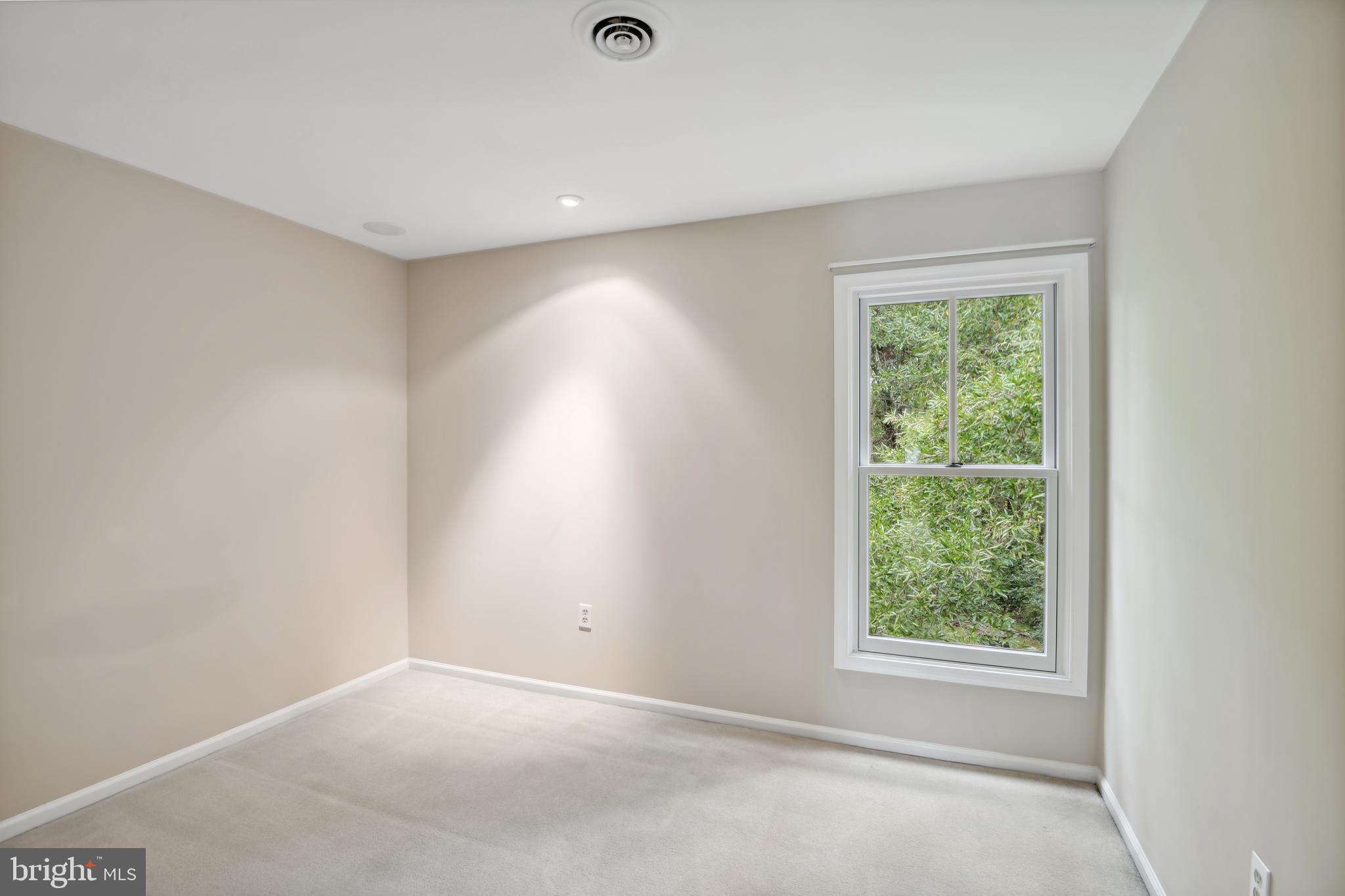 MONTPELIER WOODS - Residential