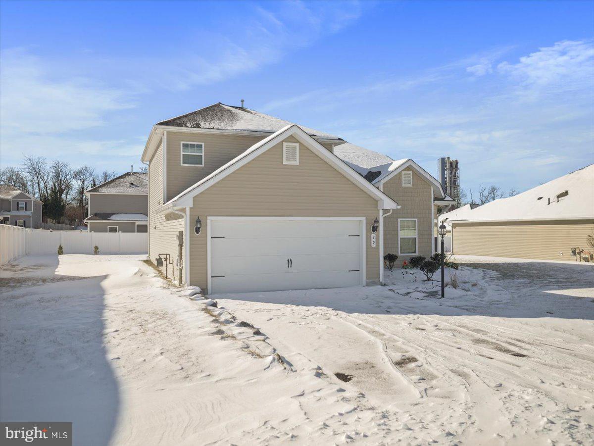 MCGINNIS POINT - Residential