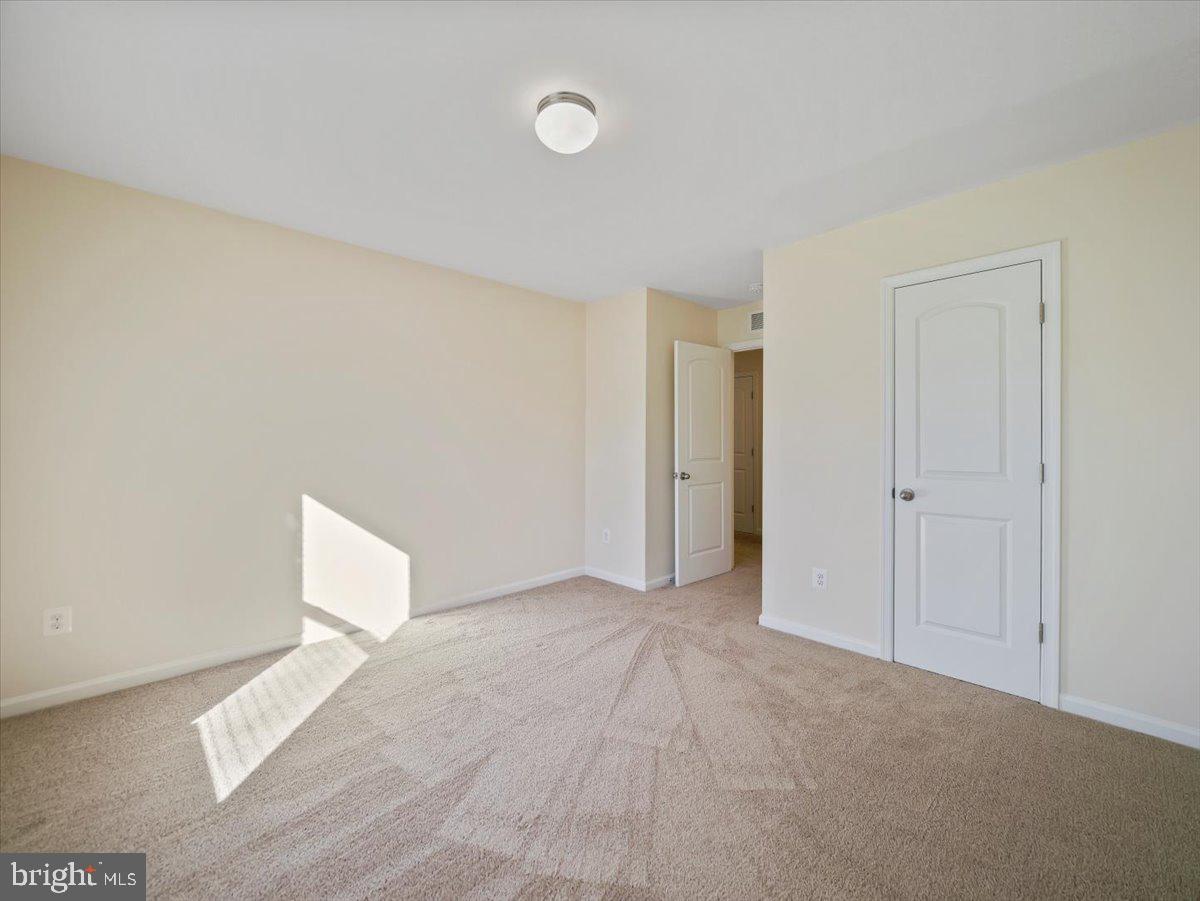 MCGINNIS POINT - Residential